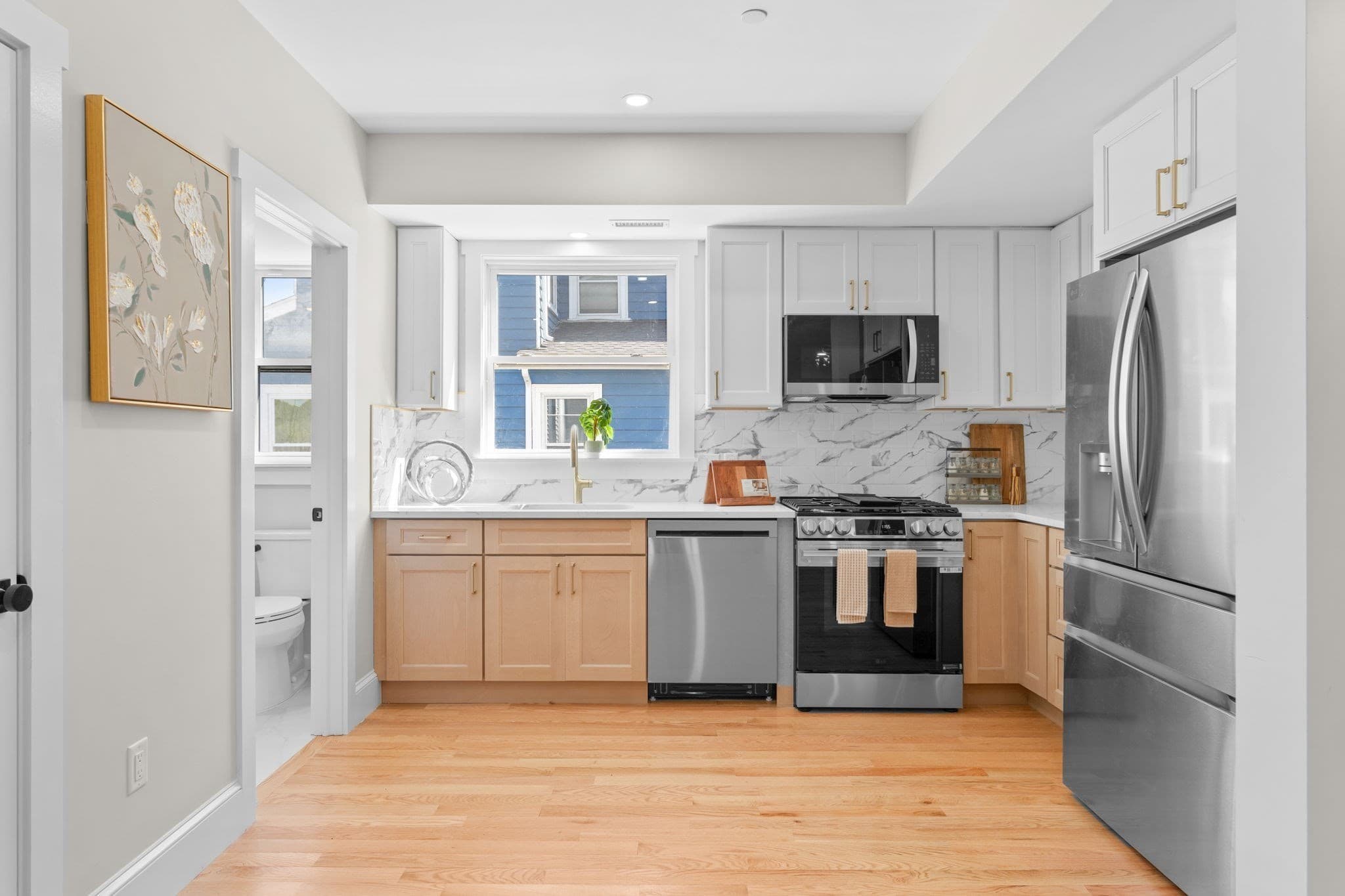 Condominium at 194 Washington Ave # 2, Winthrop MA 02152, Winthrop, photo 3 of 21