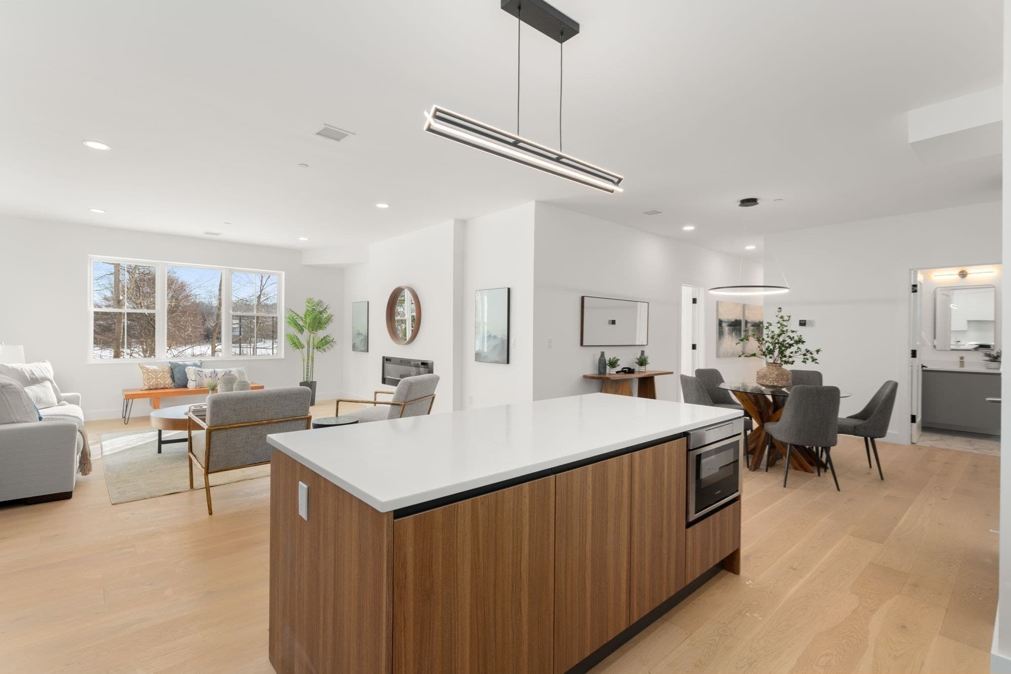Condominium at 16 Stearns Rd # 304, Wellesley MA 02482, Wellesley, photo 5 of 12