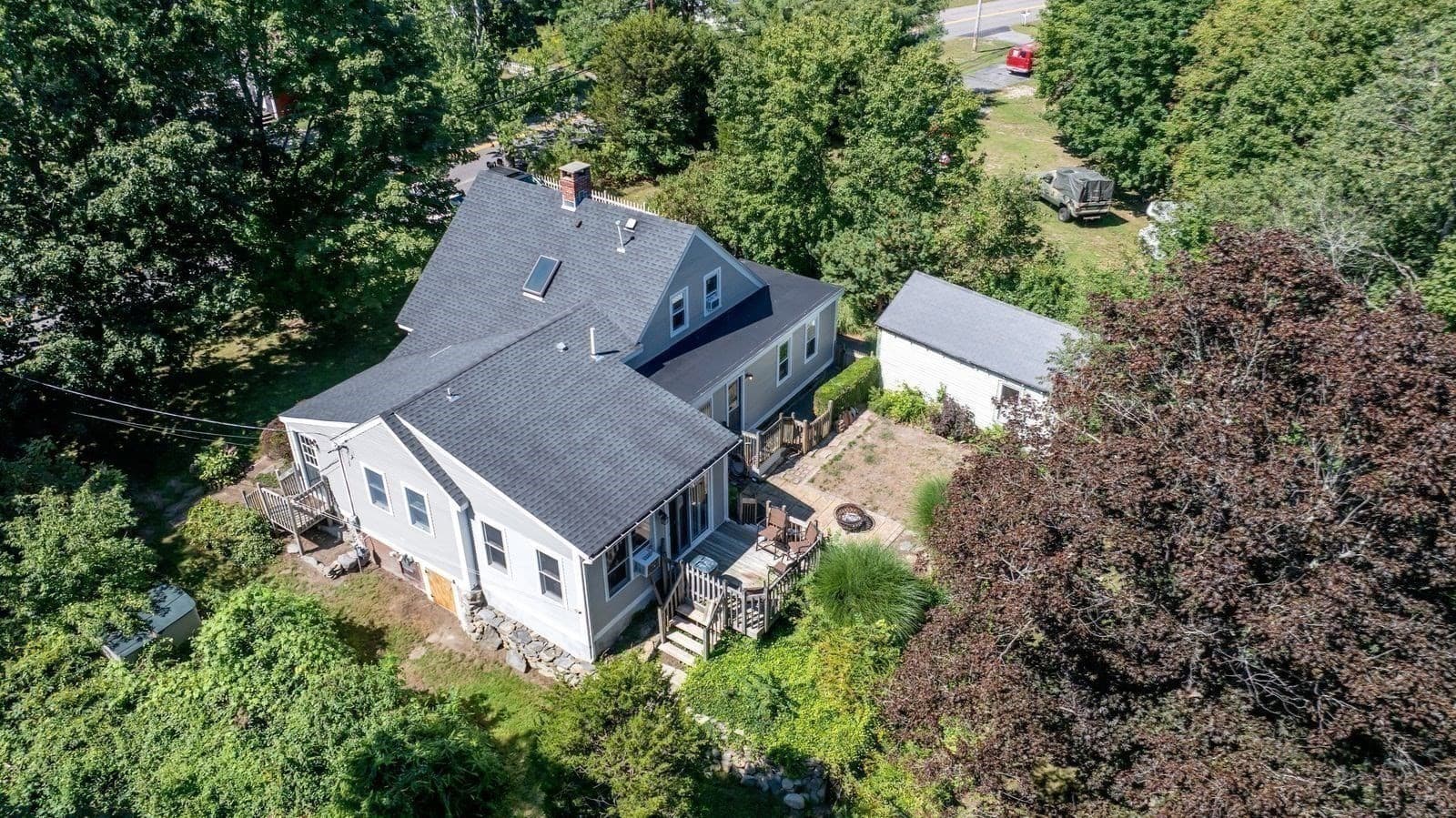 Single Family Residence at 294 Plymouth St, Middleboro MA 02346, Middleboro, photo 2 of 32