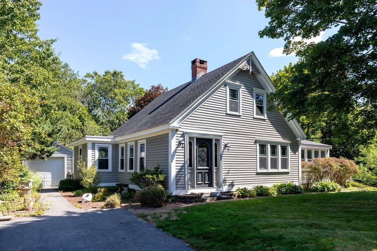 294 Plymouth St, Middleboro MA 02346