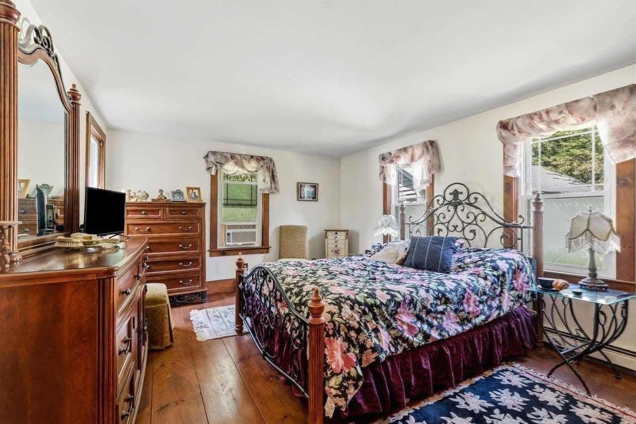 Single Family Residence at 294 Plymouth St, Middleboro MA 02346, Middleboro, photo 20 of 32