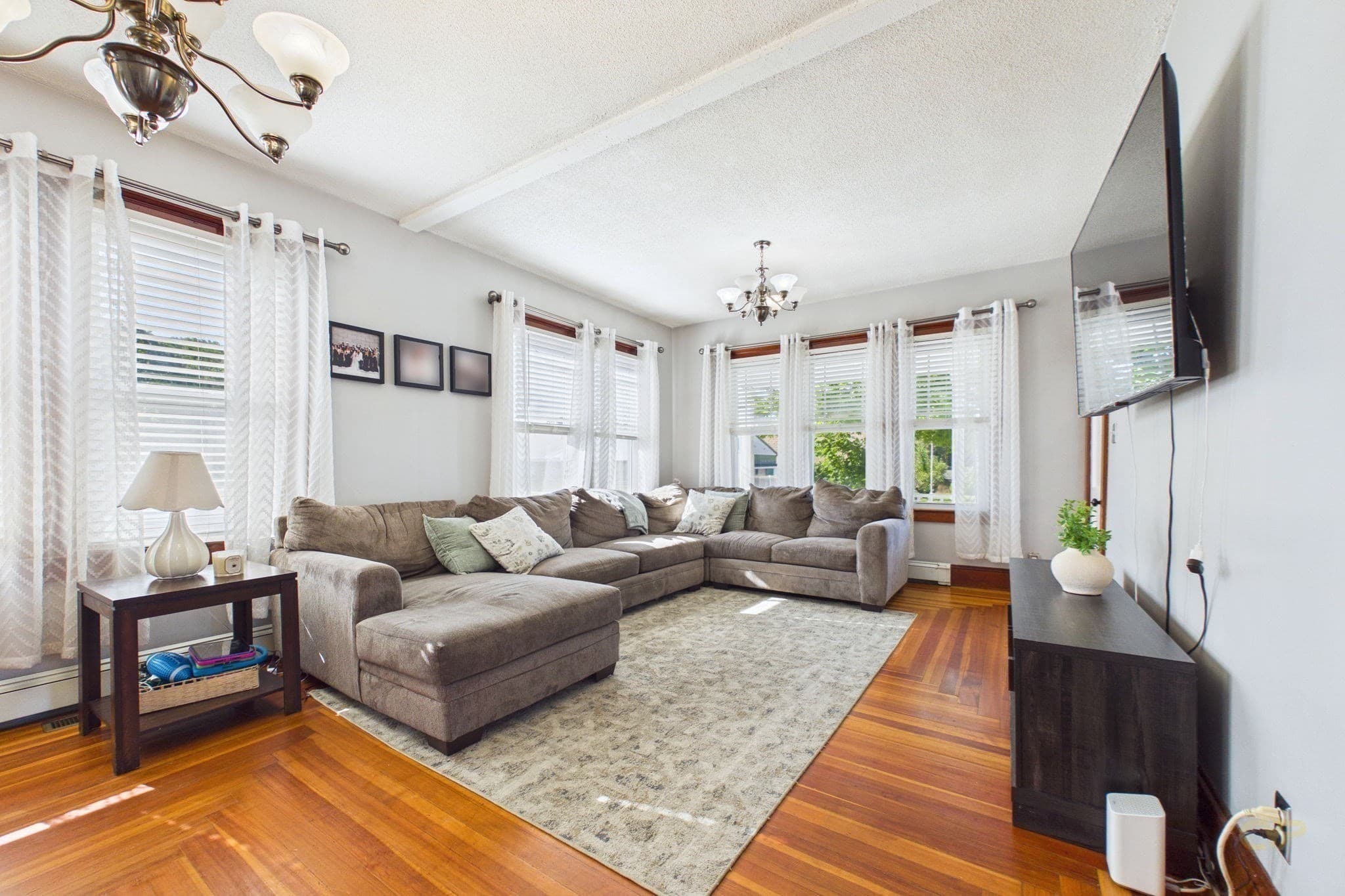Single Family Residence at 7 Coolidge St, Dartmouth MA 02748, Dartmouth, photo 6 of 24