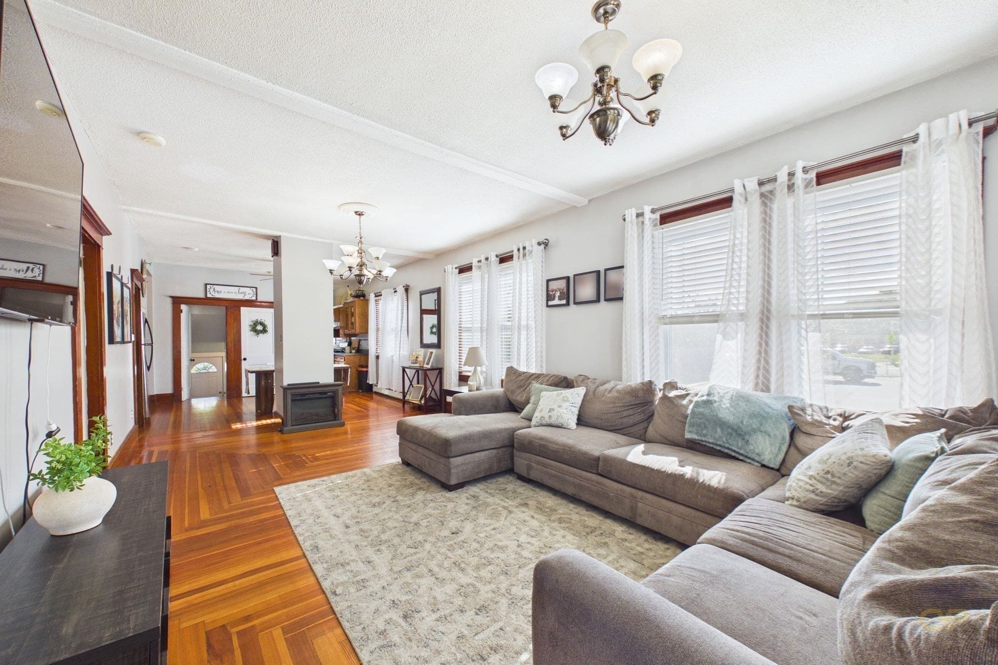 Single Family Residence at 7 Coolidge St, Dartmouth MA 02748, Dartmouth, photo 8 of 24