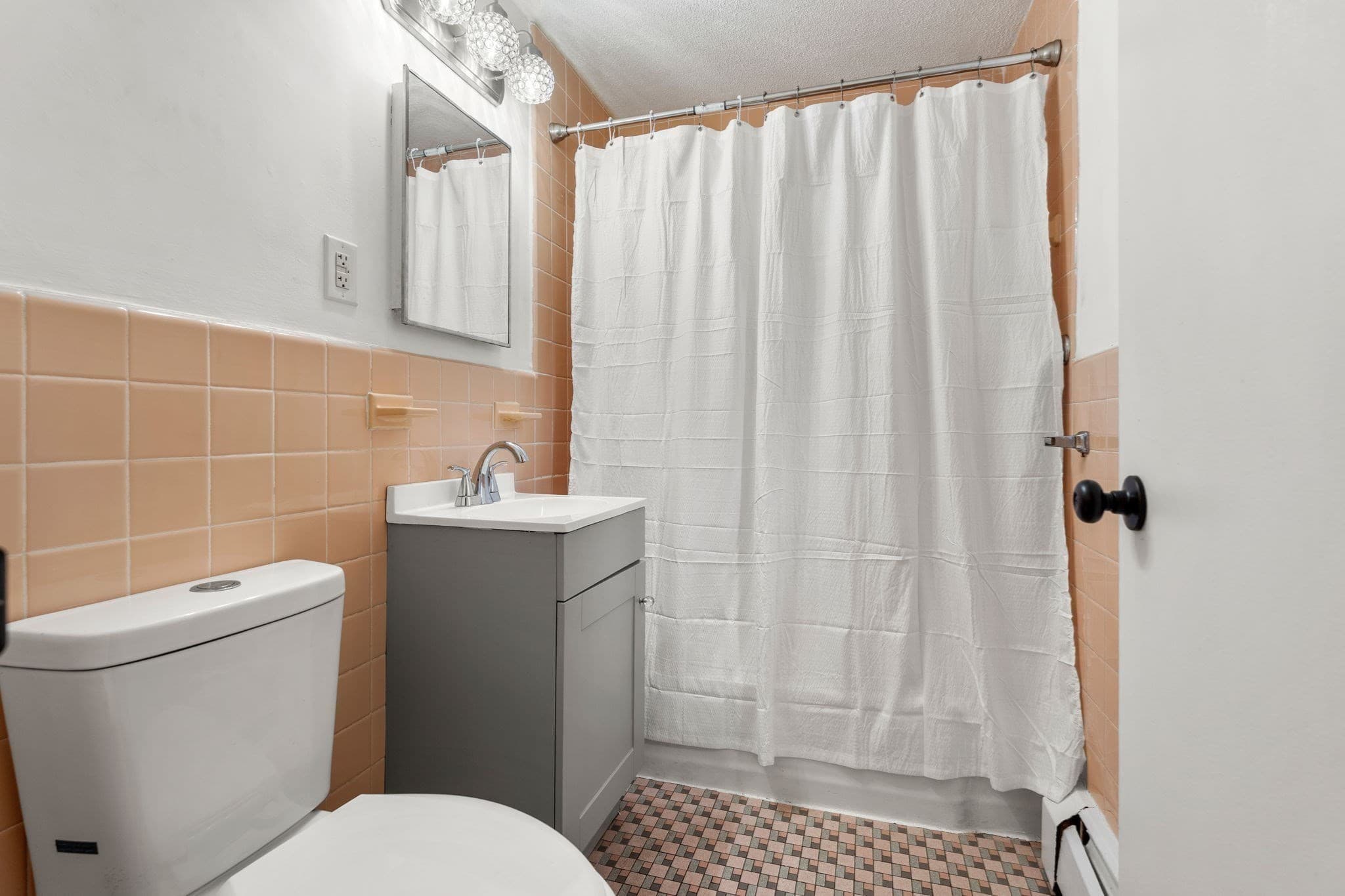 Condominium at 3 Albert Dr # 11, Woburn MA 01801, Woburn, photo 12 of 15