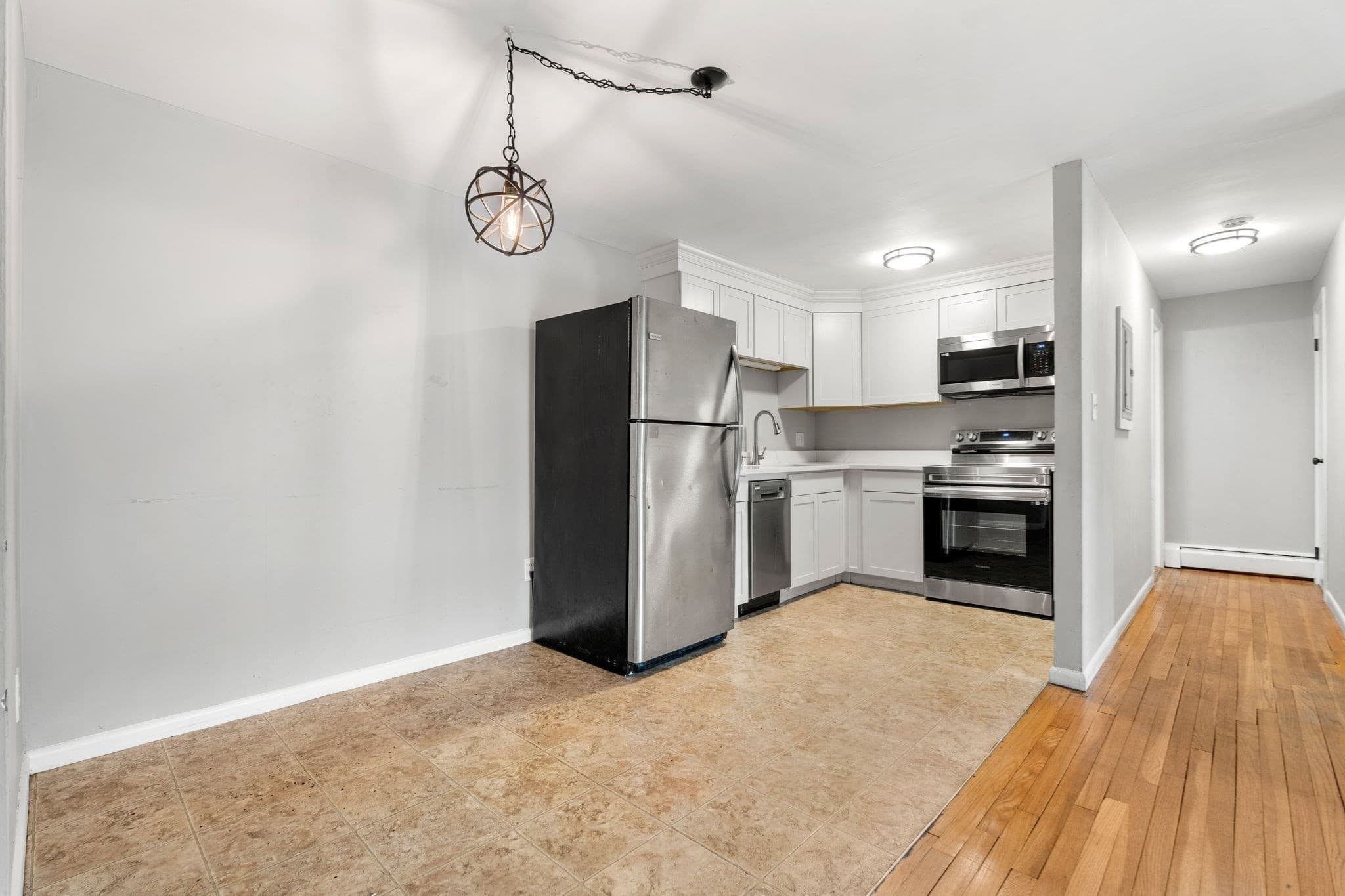 Condominium at 3 Albert Dr # 11, Woburn MA 01801, Woburn, photo 9 of 15
