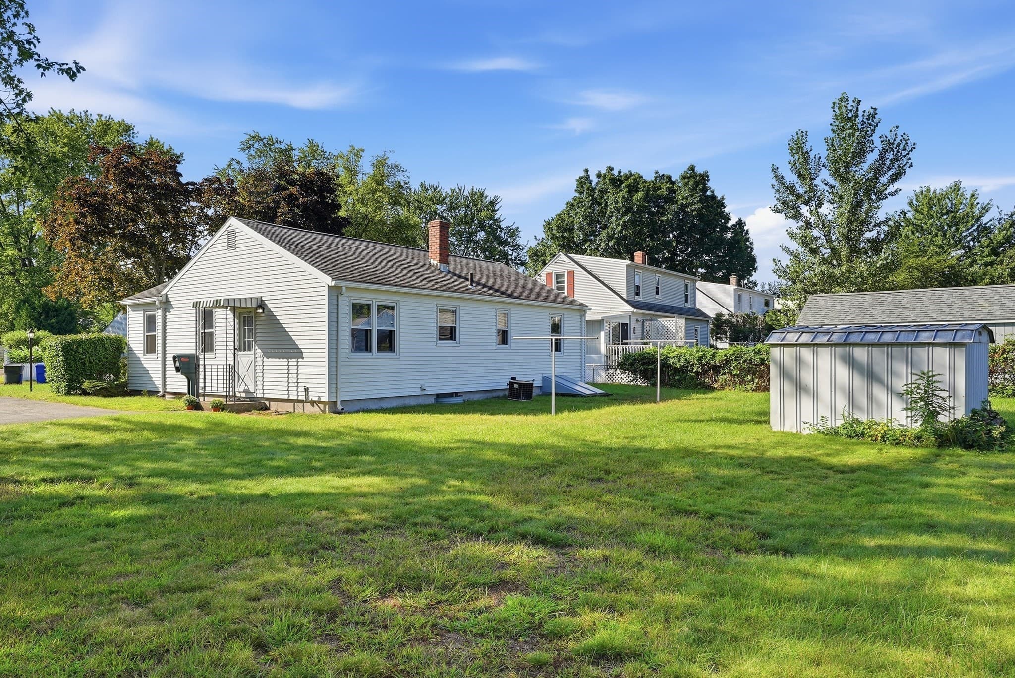Single Family Residence at 30 French St, Springfield MA 01104, Springfield, photo 32 of 38