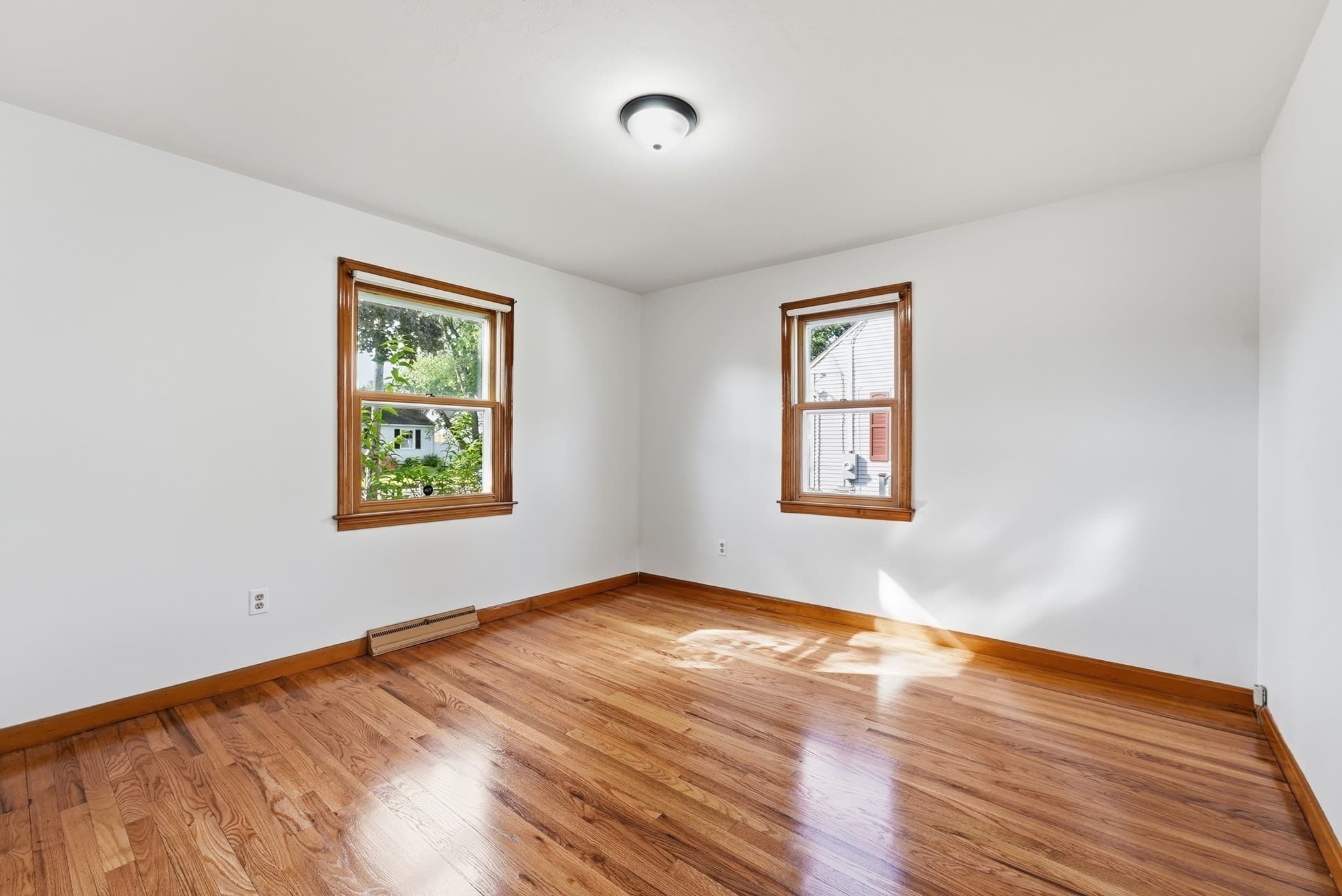 Single Family Residence at 30 French St, Springfield MA 01104, Springfield, photo 20 of 38