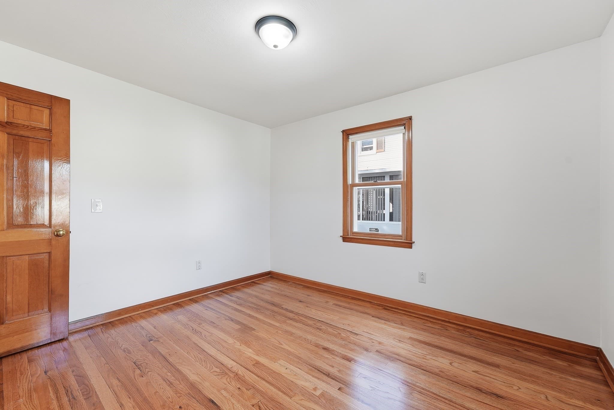 Single Family Residence at 30 French St, Springfield MA 01104, Springfield, photo 25 of 38