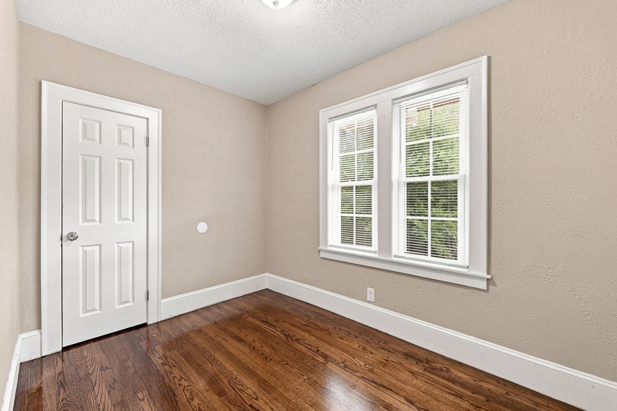 Single Family Residence at 133 Parker St, Springfield MA 01151, Springfield, photo 17 of 31