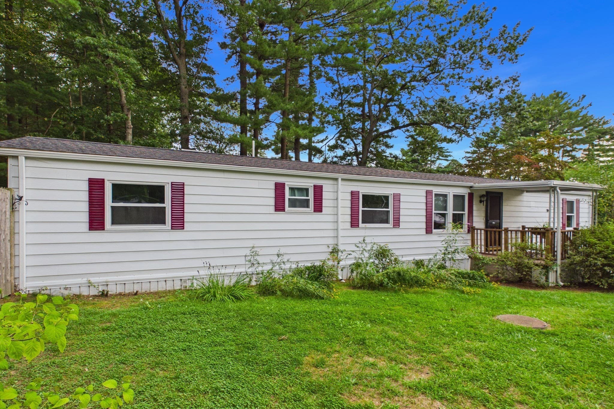 Mobile Home at 36 Haskell Cir, Lakeville MA 02347, Lakeville, photo 2 of 24