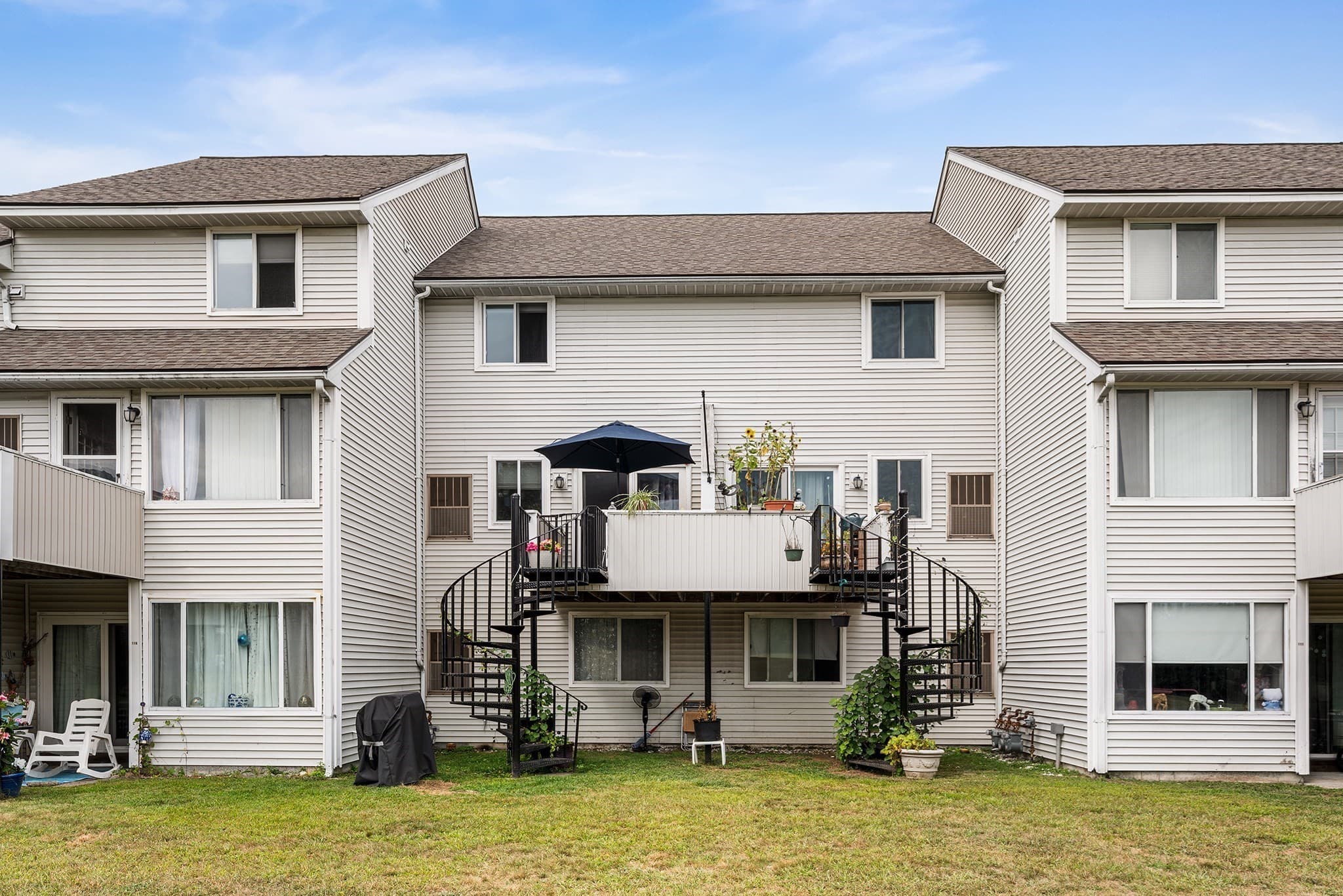 Condominium at 100 Merrimack Ave # 115, Dracut MA 01826, Dracut, photo 2 of 30