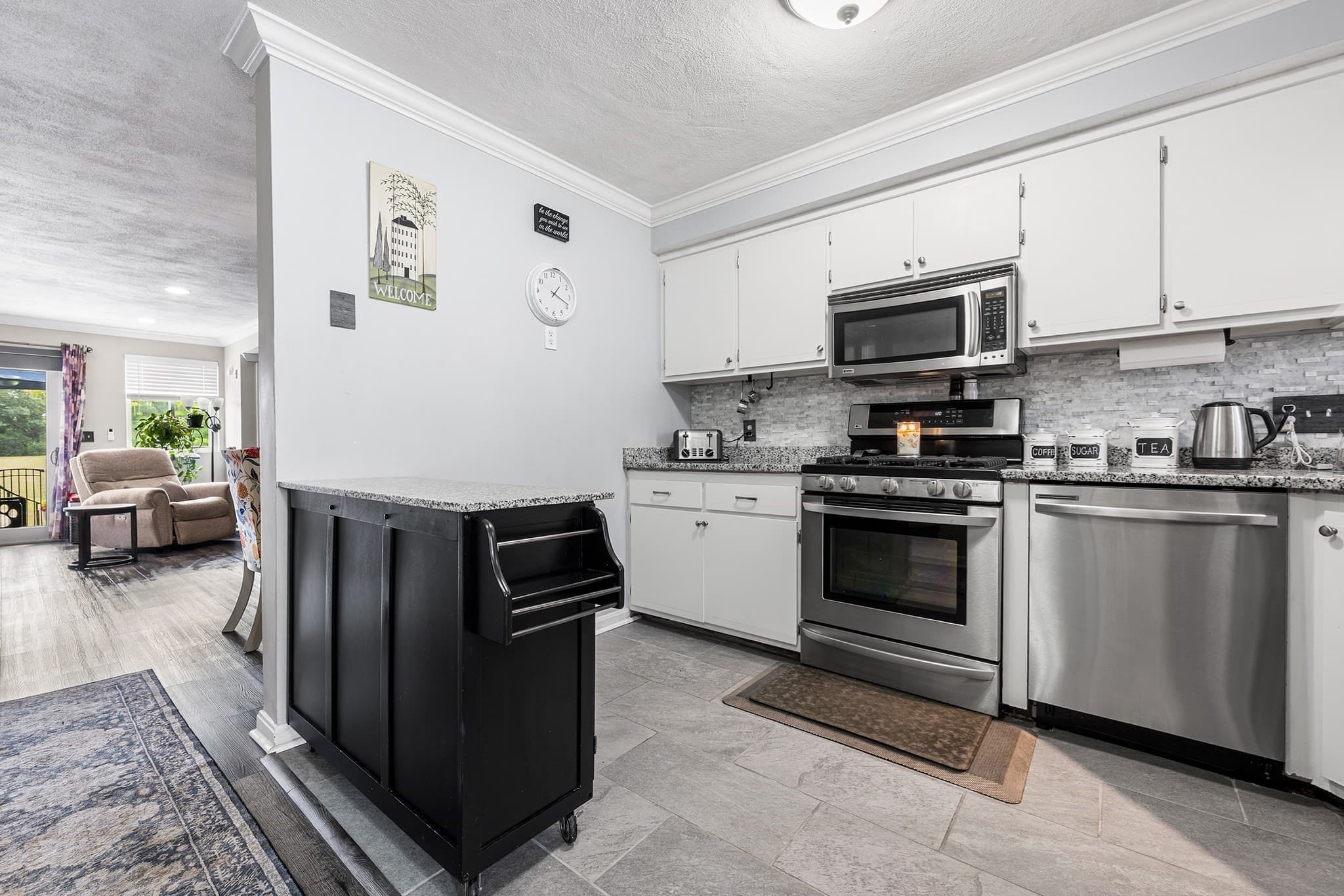 Condominium at 100 Merrimack Ave # 115, Dracut MA 01826, Dracut, photo 6 of 30