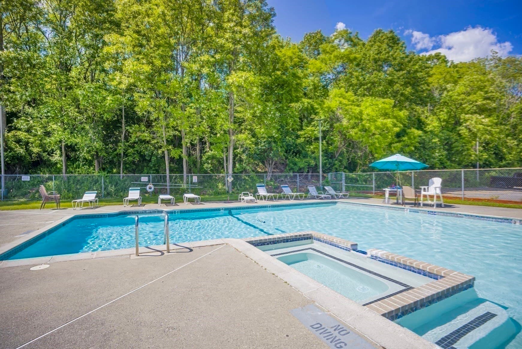 Condominium at 100 Merrimack Ave # 115, Dracut MA 01826, Dracut, photo 26 of 30