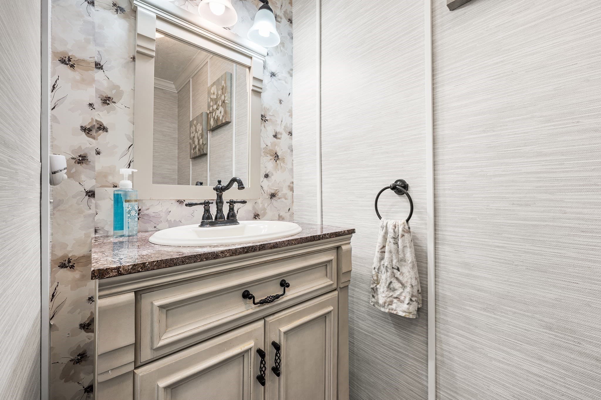 Condominium at 100 Merrimack Ave # 115, Dracut MA 01826, Dracut, photo 18 of 30