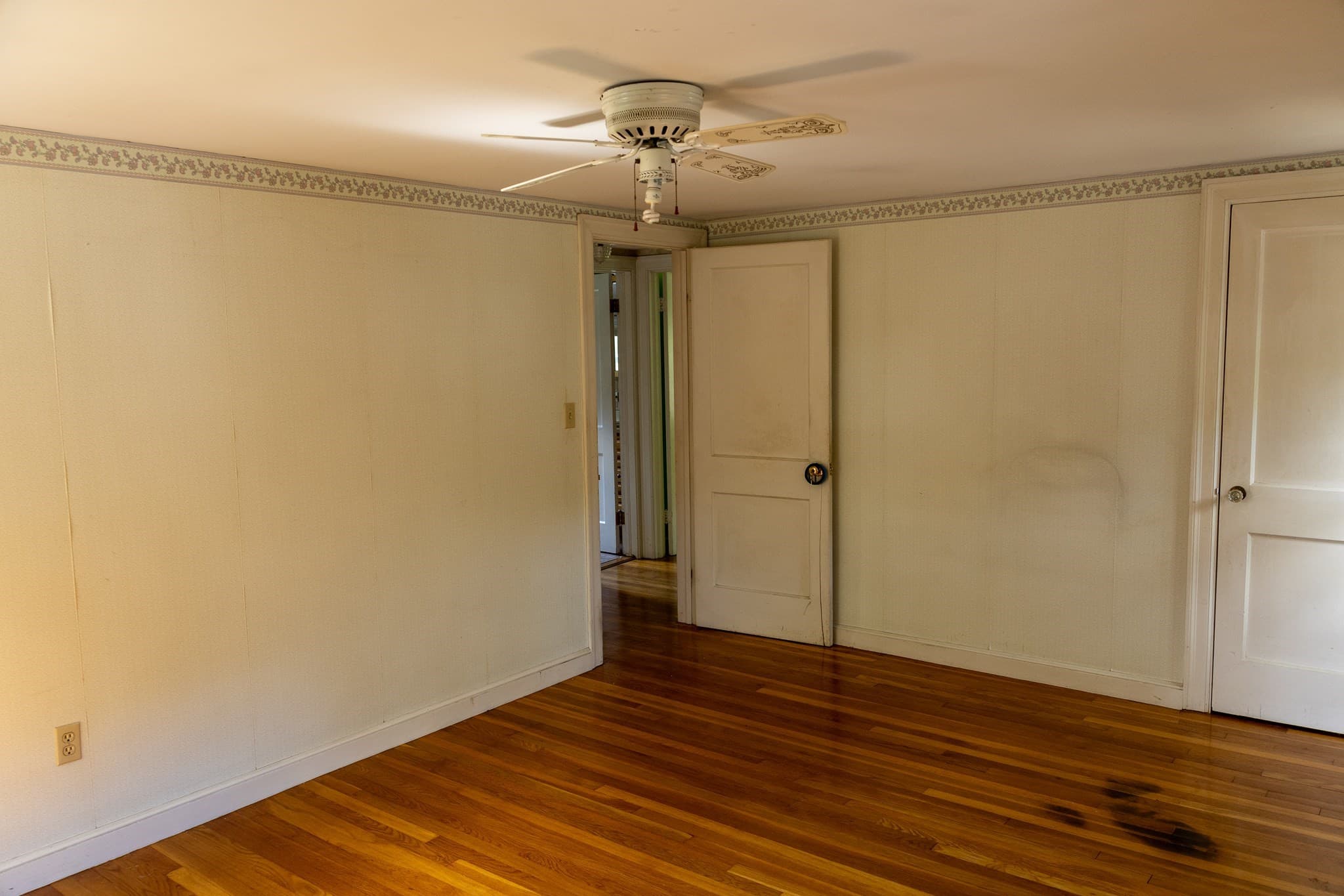 Single Family Residence at 19 Eastland Rd, Boston MA 02130, photo 27 of 35