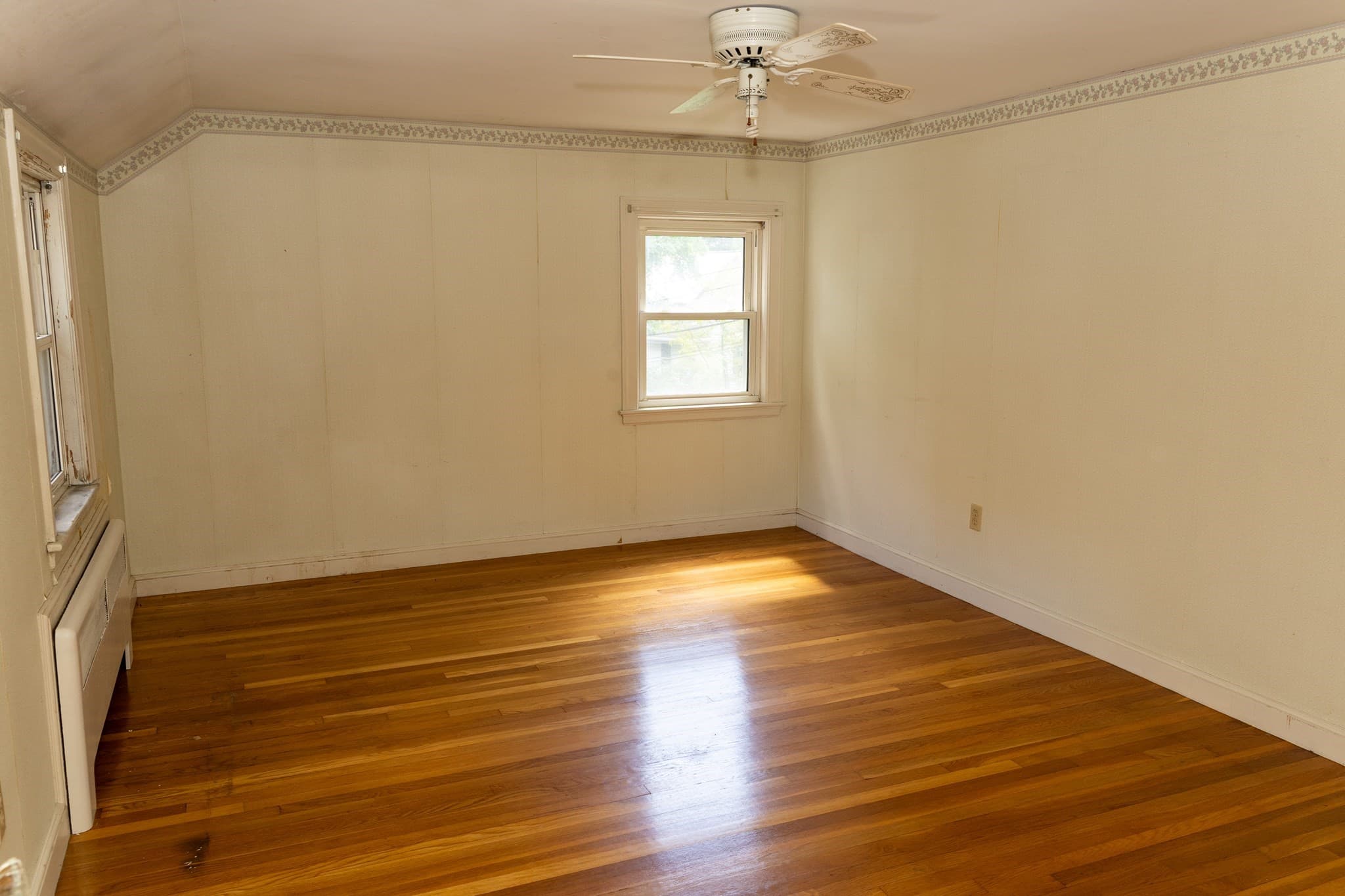 Single Family Residence at 19 Eastland Rd, Boston MA 02130, photo 30 of 35