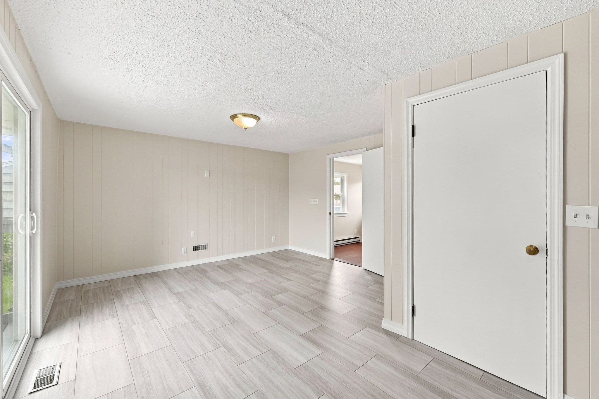 Single Family Residence at 76 Daley St, Chicopee MA 01013, Chicopee, photo 17 of 37