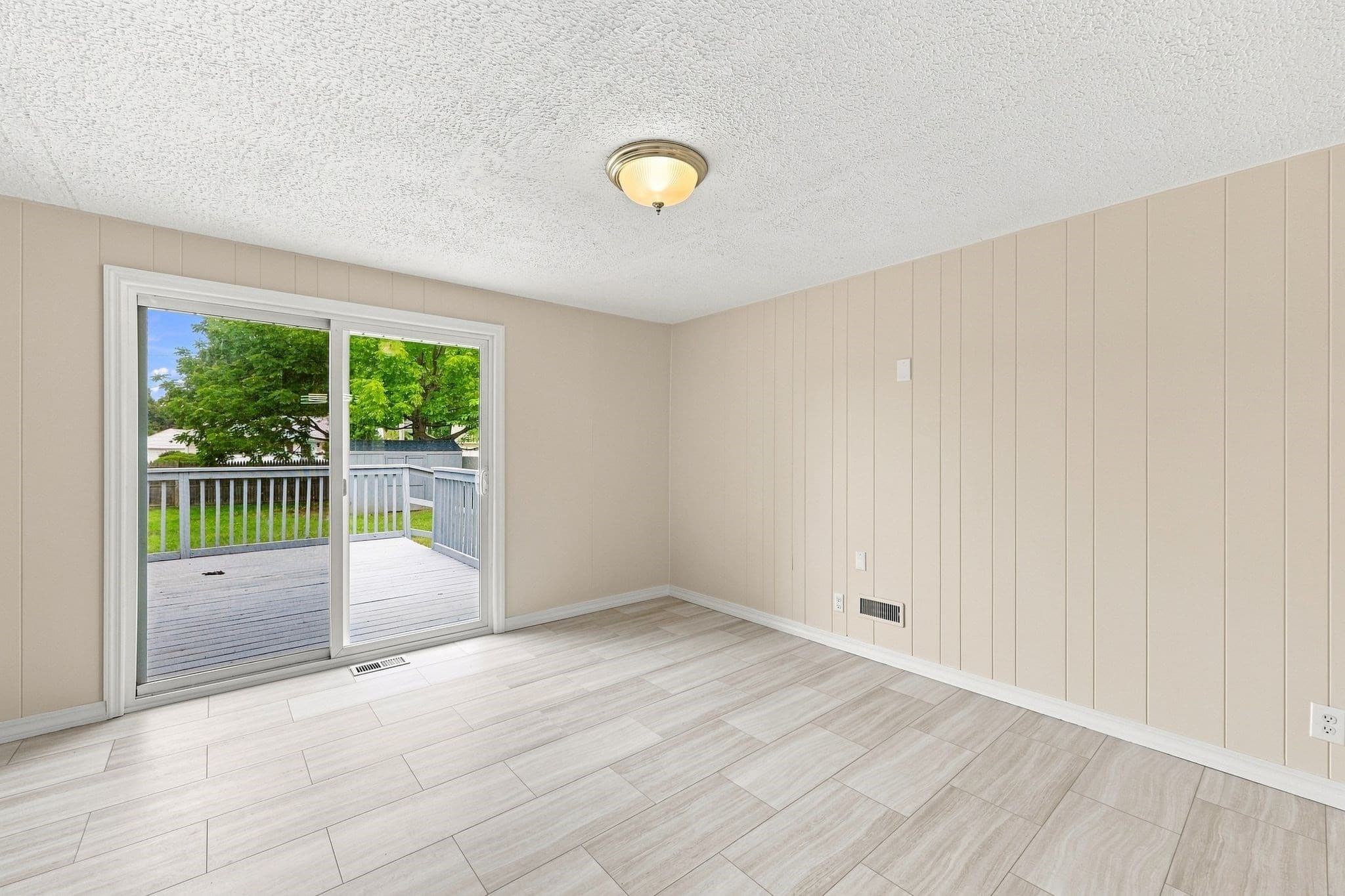 Single Family Residence at 76 Daley St, Chicopee MA 01013, Chicopee, photo 19 of 37