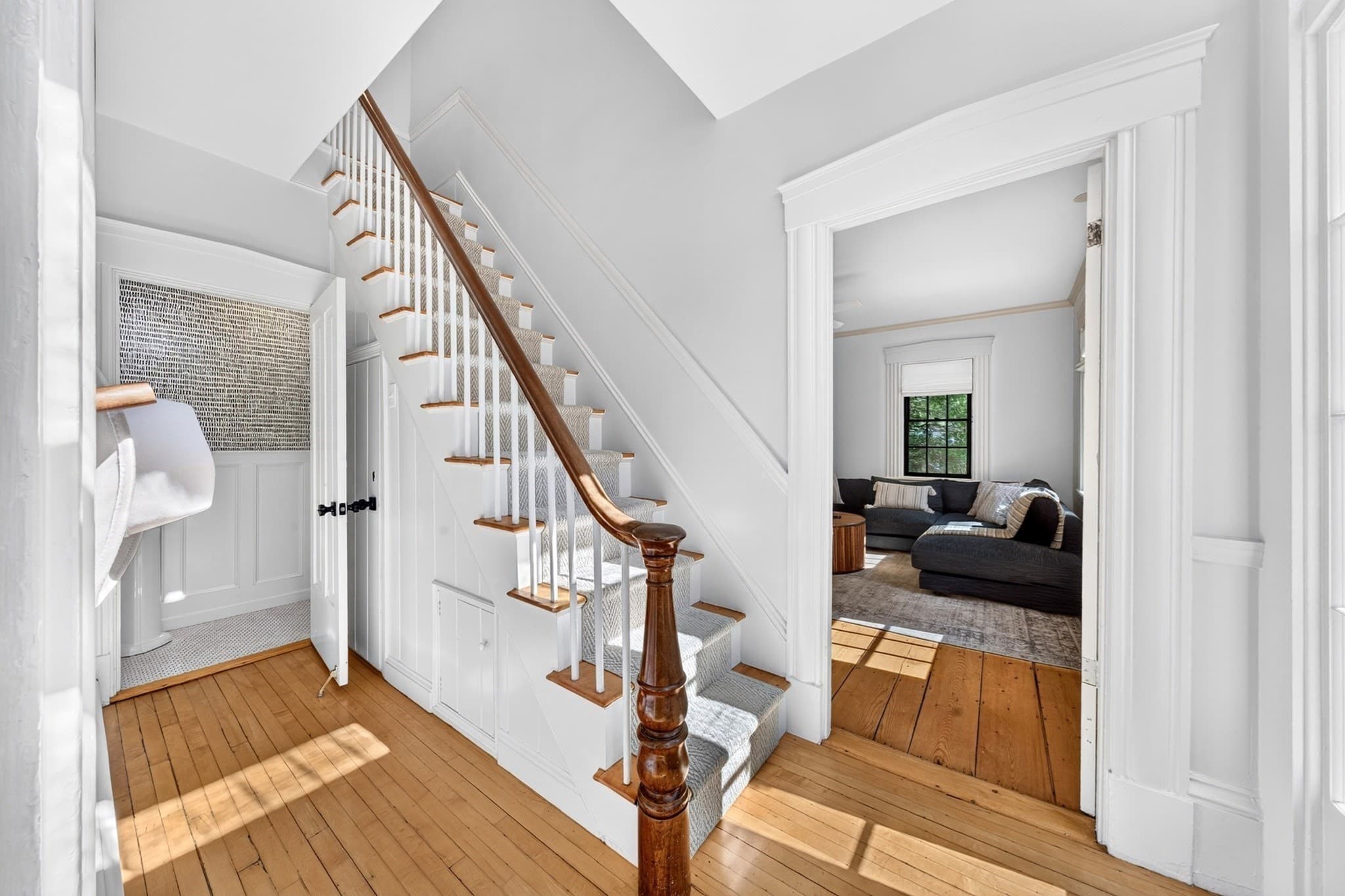 Single Family Residence at 18 Broad St, Newburyport MA 01950, Newburyport, photo 10 of 39