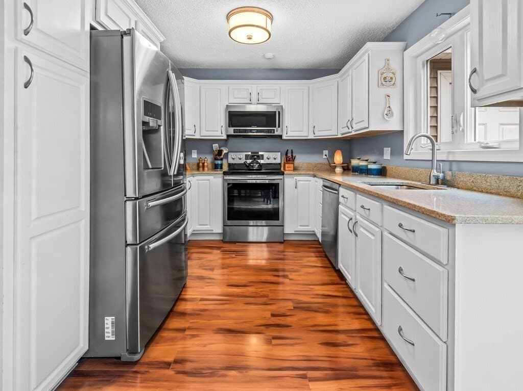 Condominium at 66 Pleasant St # 6, Oxford MA 01537, Oxford, photo 12 of 41