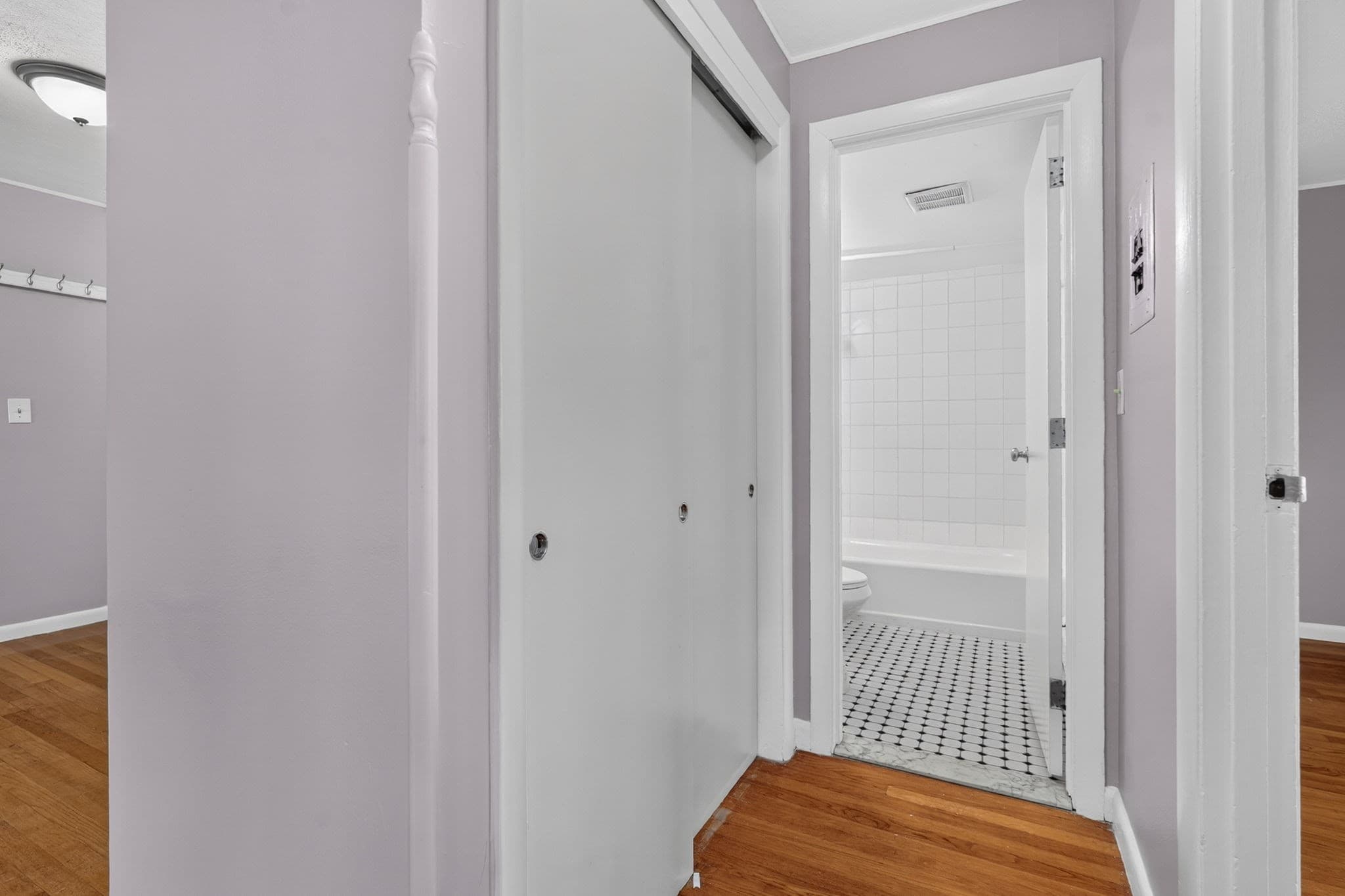 Condominium at 2192 Mass Ave # 2, Cambridge MA 02140, Cambridge, photo 15 of 23