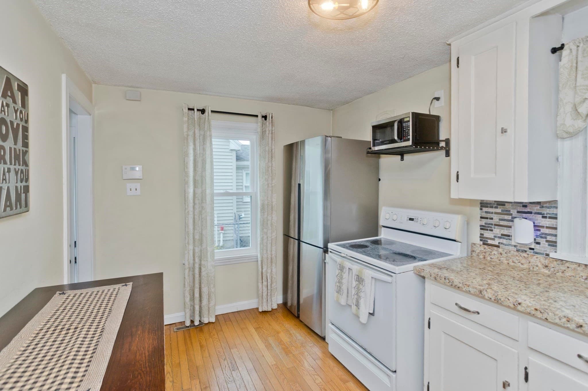 Single Family Residence at 143 Winton St, Springfield MA 01118, Springfield, photo 9 of 39