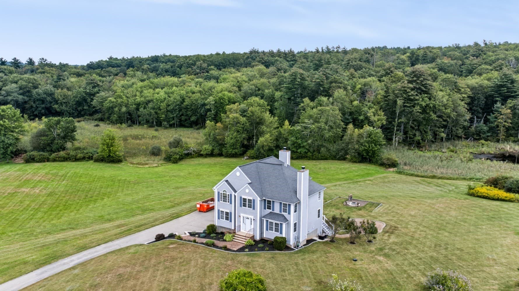 Single Family Residence at 4 Day Break Dr, Plaistow NH 03865, Plaistow, photo 5 of 42
