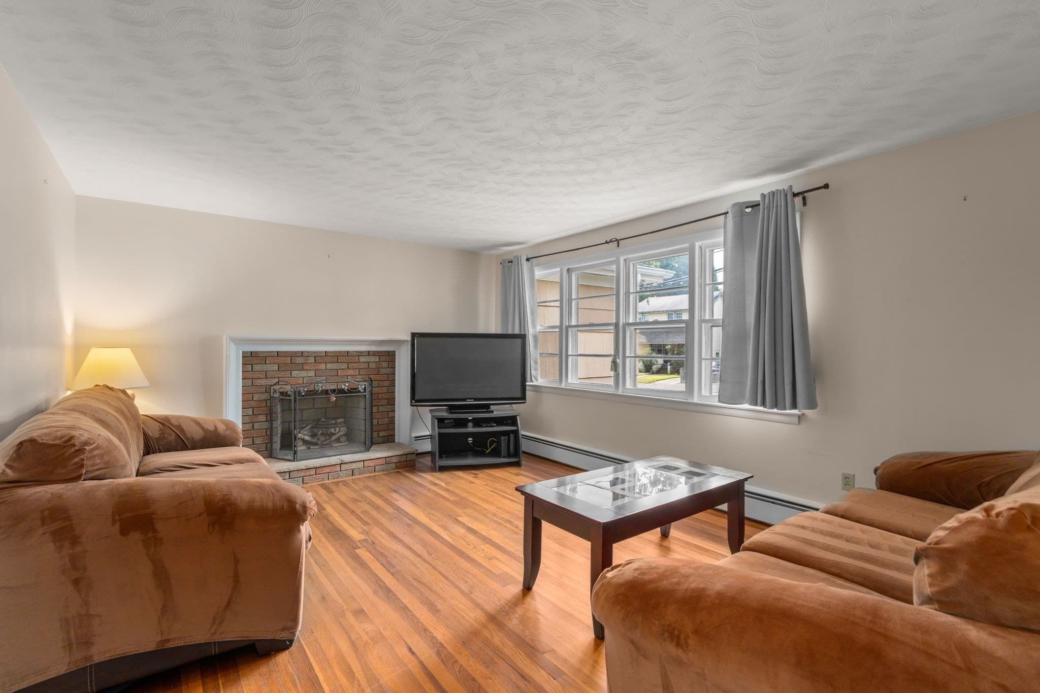 Single Family Residence at 78 Mower St, Worcester MA 01602, Worcester, photo 12 of 38
