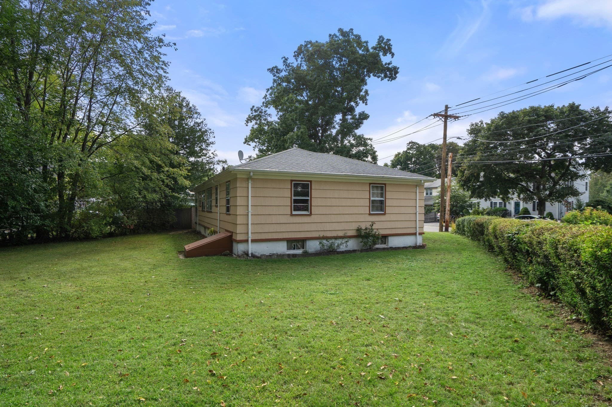 Single Family Residence at 78 Mower St, Worcester MA 01602, Worcester, photo 30 of 38