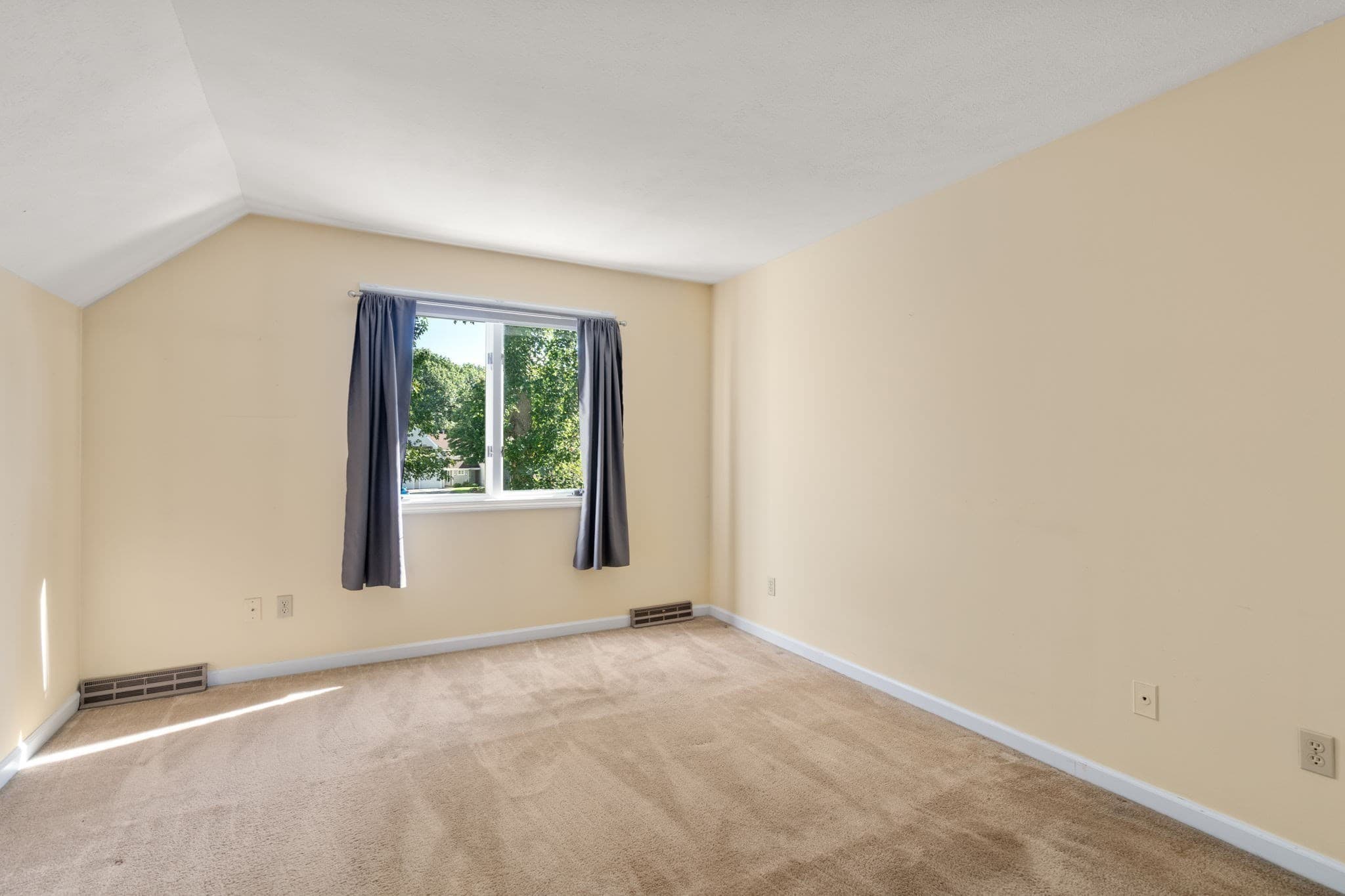 Condominium at 2205 Boston Rd # F50, Wilbraham MA 01095, Wilbraham, photo 13 of 35