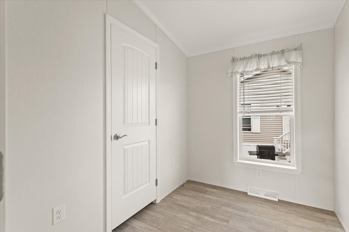 Mobile Home at 1540 Broadway # 16, Raynham MA 02767, Raynham, photo 8 of 10
