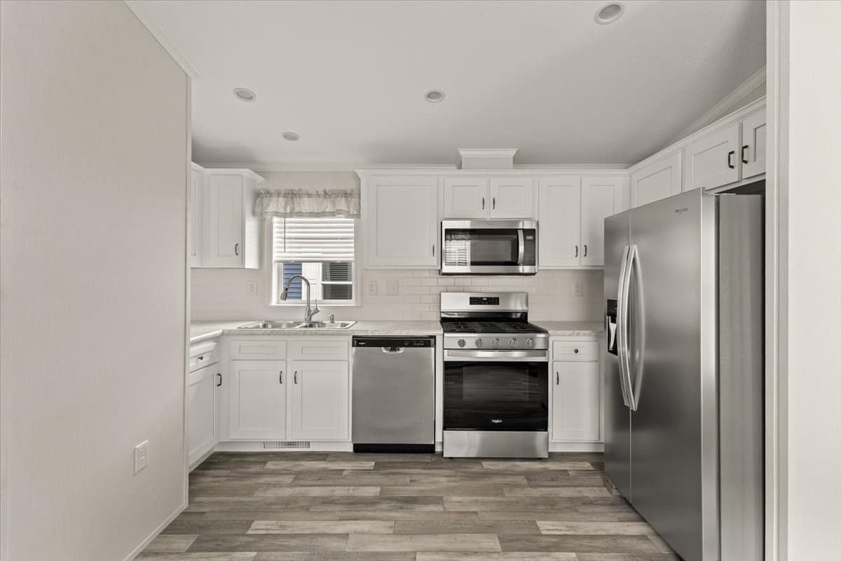 Mobile Home at 1540 Broadway # 27, Raynham MA 02767, Raynham, photo 3 of 9