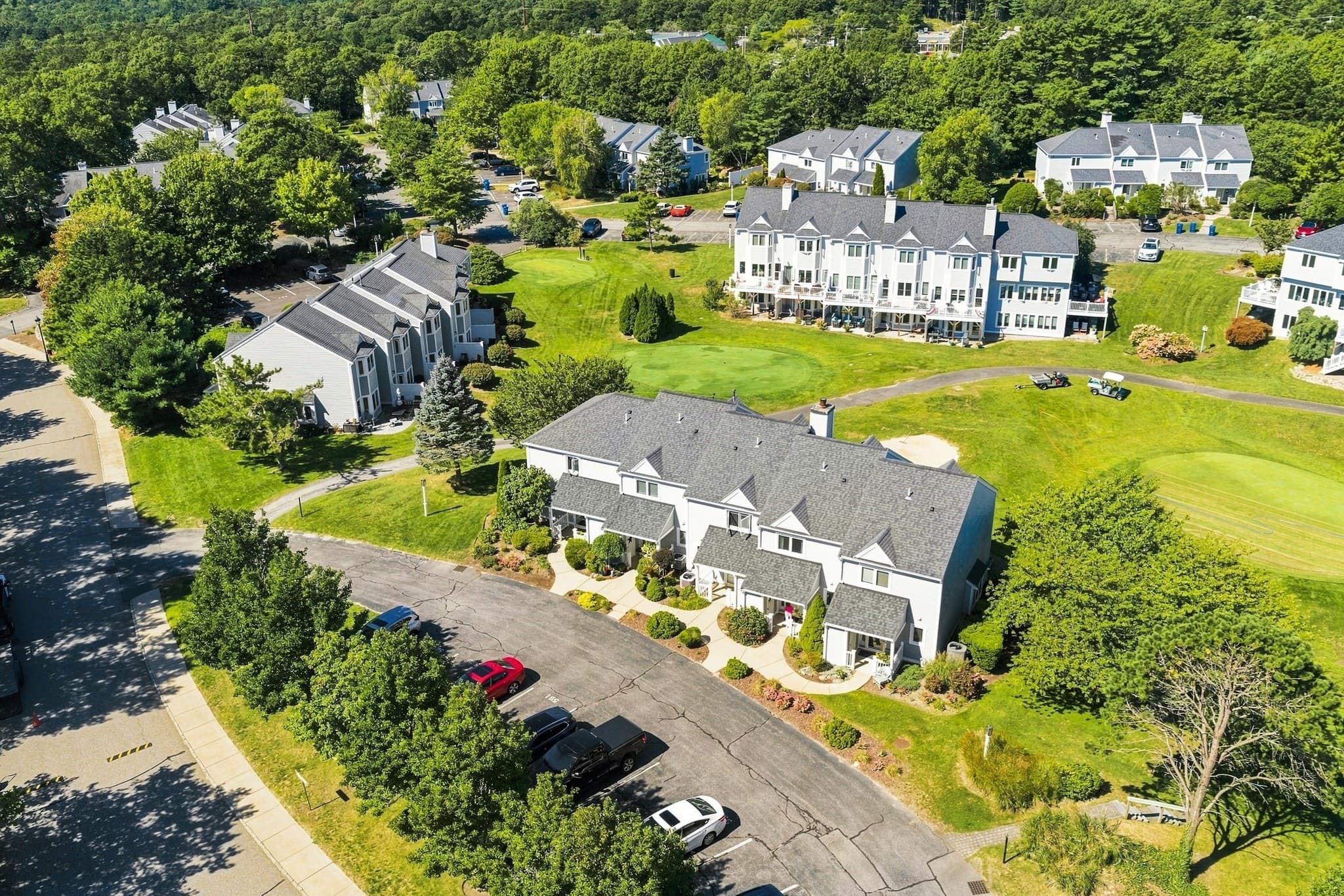 Condominium at 559 White Cliff Dr # 559, Plymouth MA 02360, Plymouth, photo 2 of 35
