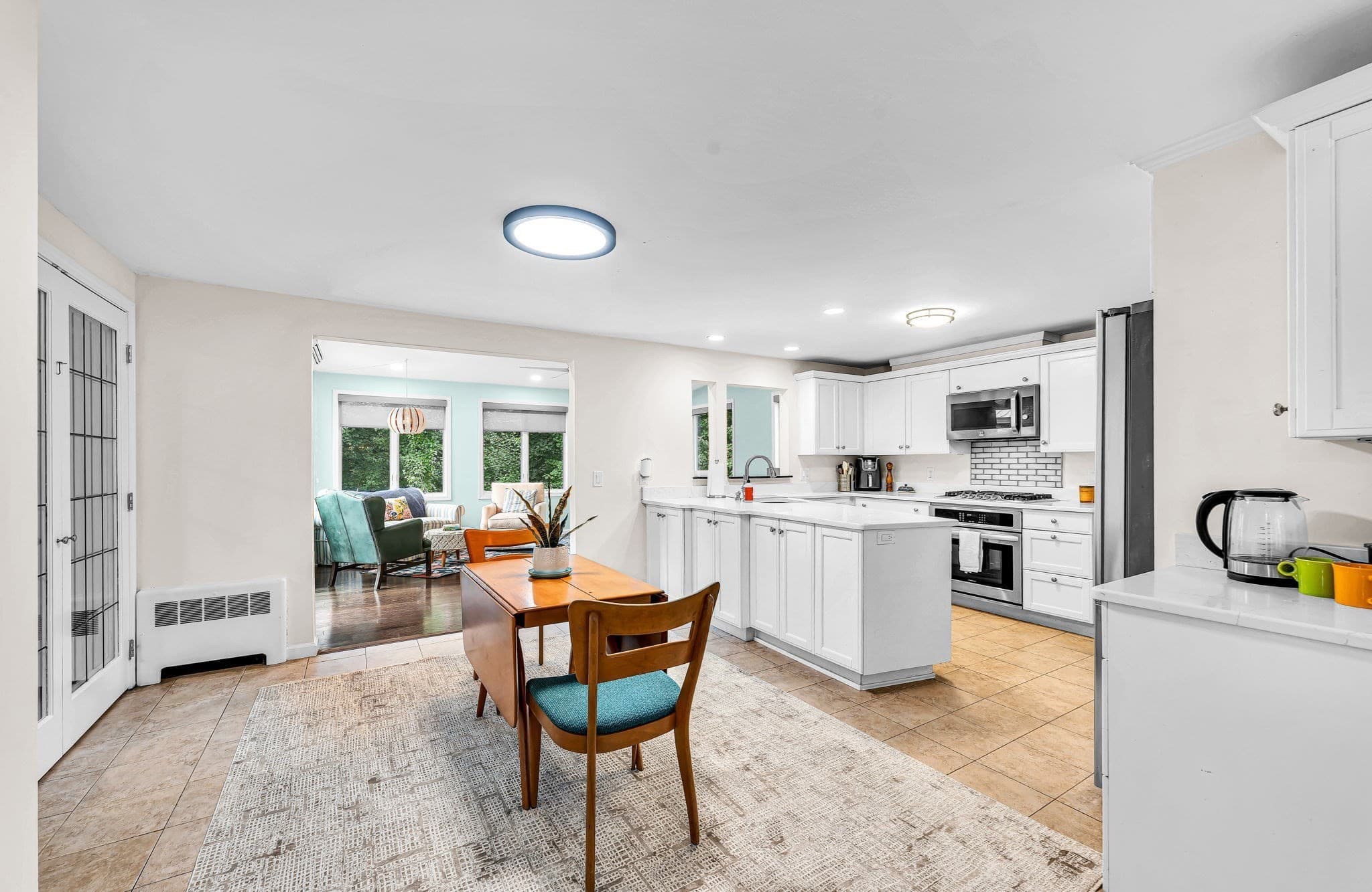 Single Family Residence at 908 Frank Smith Rd, Longmeadow MA 01106, Longmeadow, photo 11 of 42
