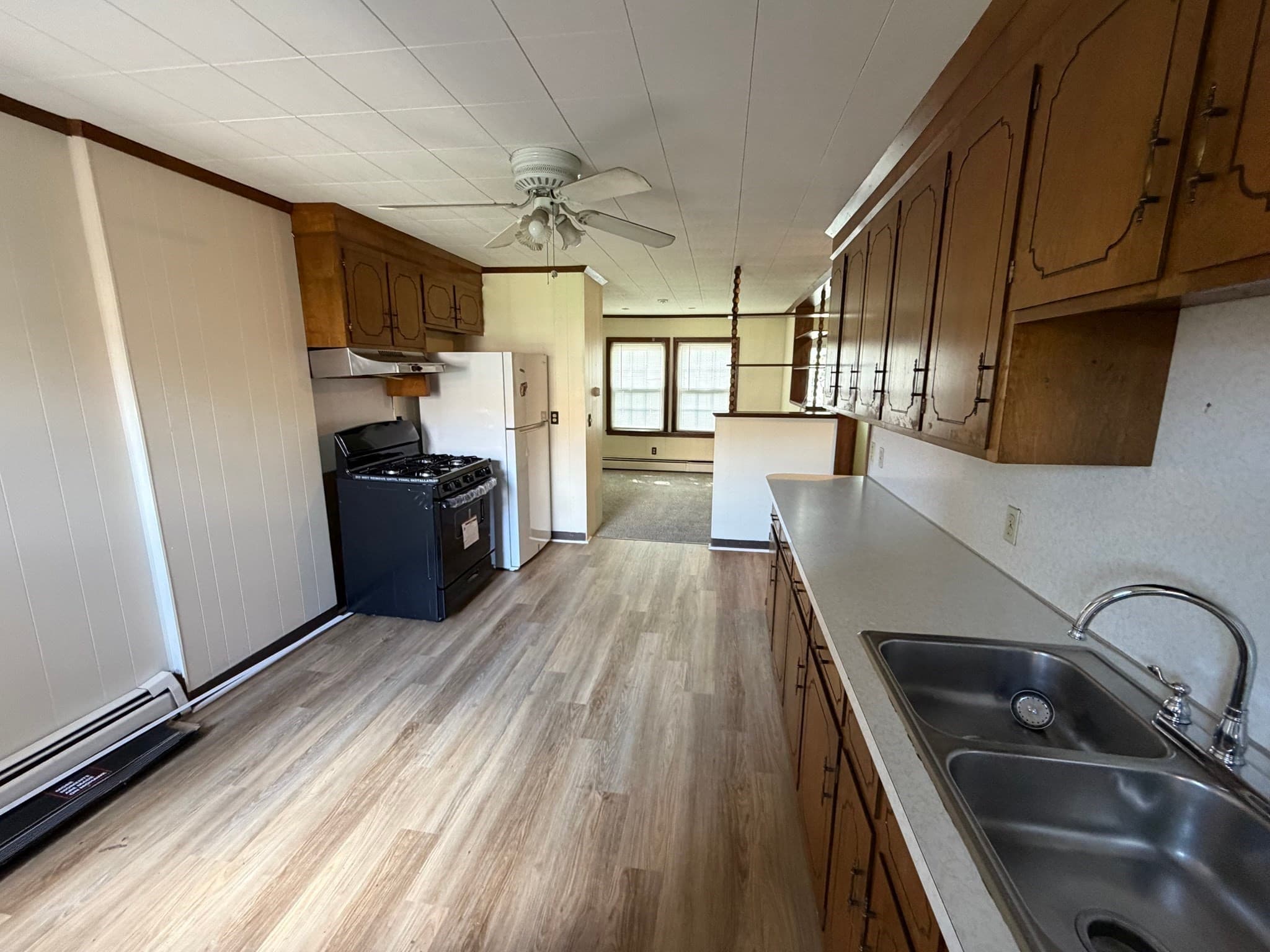 Condominium at 4 Prospect Heights # 4, Milford MA 01757, Milford, photo 5 of 12