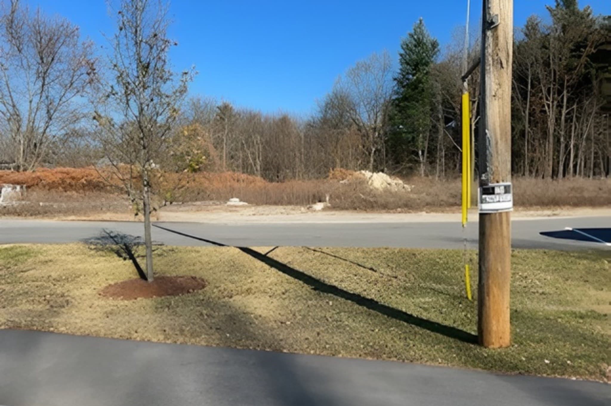 Commercial at 1905 Lakeview Ave, Dracut MA 01826, Dracut, photo 2 of 4