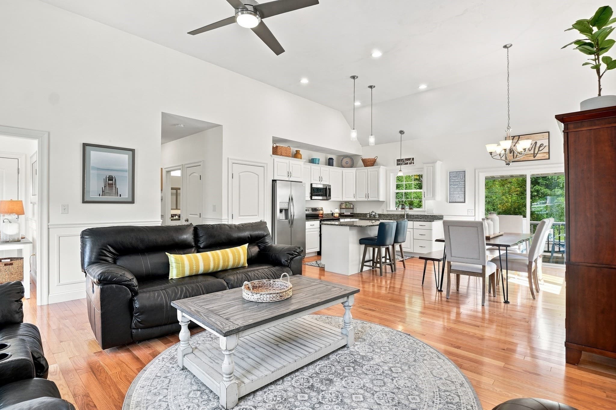 Single Family Residence at 33 Skyview Drive, Millbury MA 01527, Millbury, photo 14 of 34
