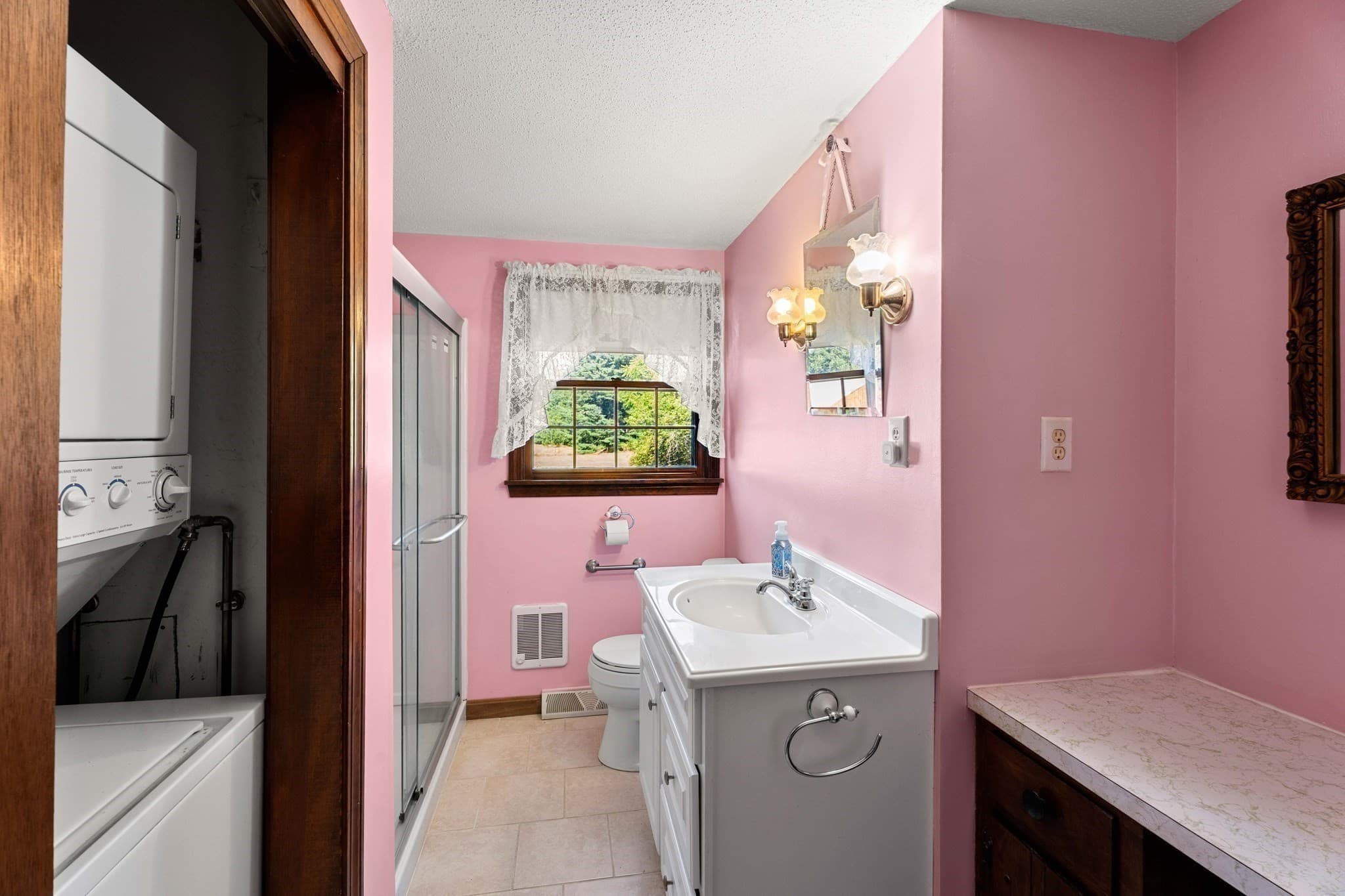 Single Family Residence at 504 High Street, Dunstable MA 01827, Dunstable, photo 8 of 29