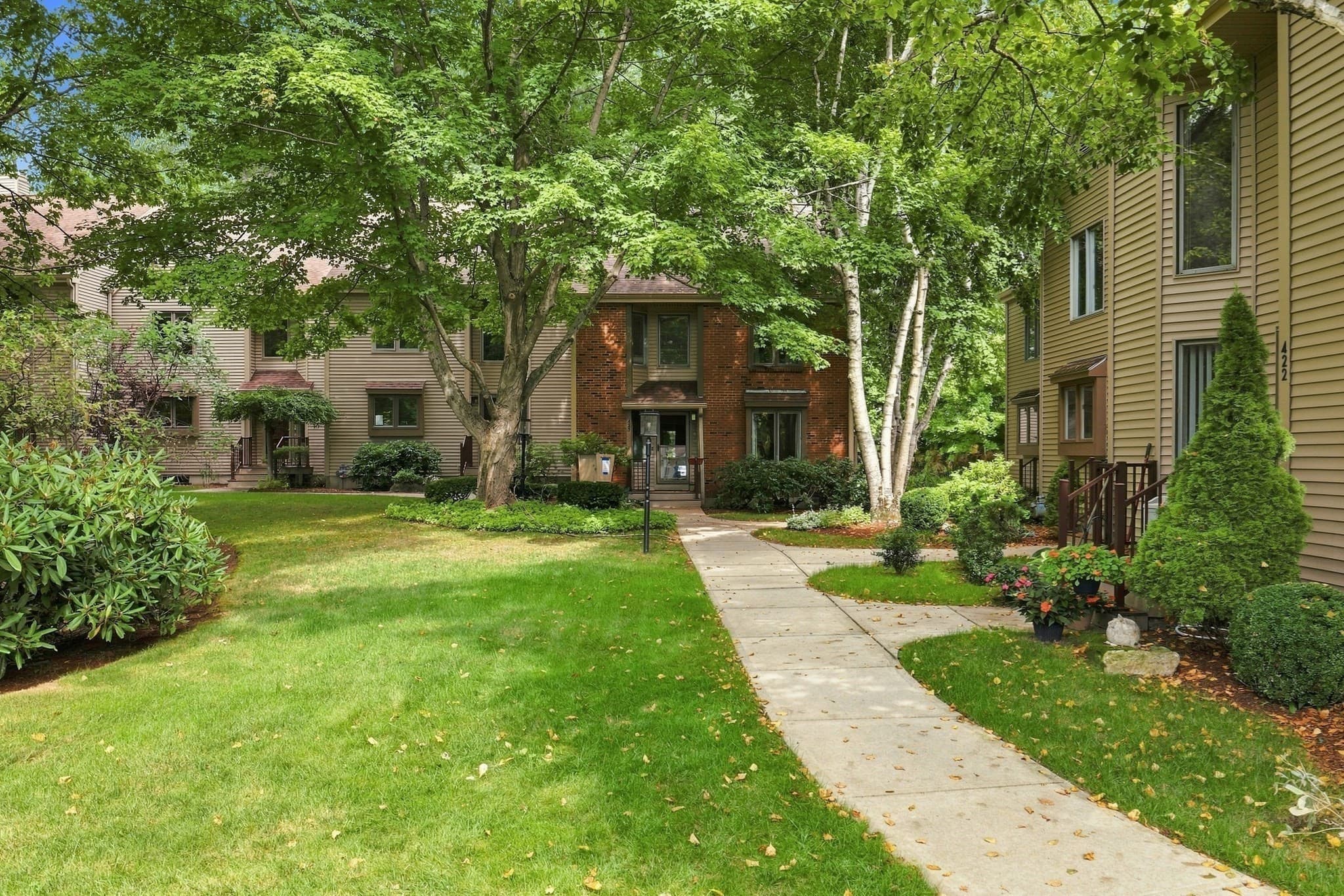 Condominium at 770 Salisbury St # 423, Worcester MA 01609, Worcester, photo 22 of 40