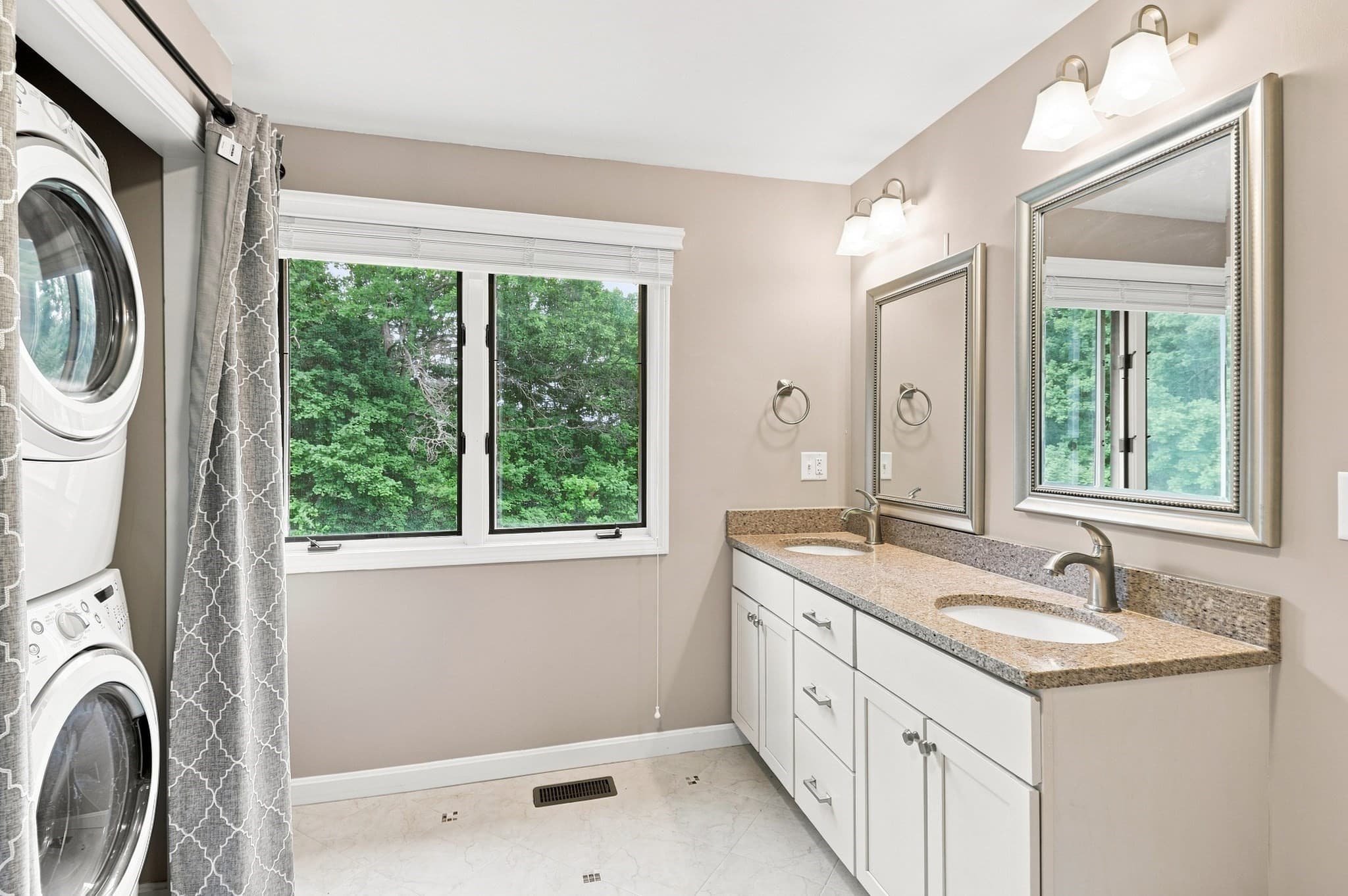 Condominium at 770 Salisbury St # 423, Worcester MA 01609, Worcester, photo 32 of 40