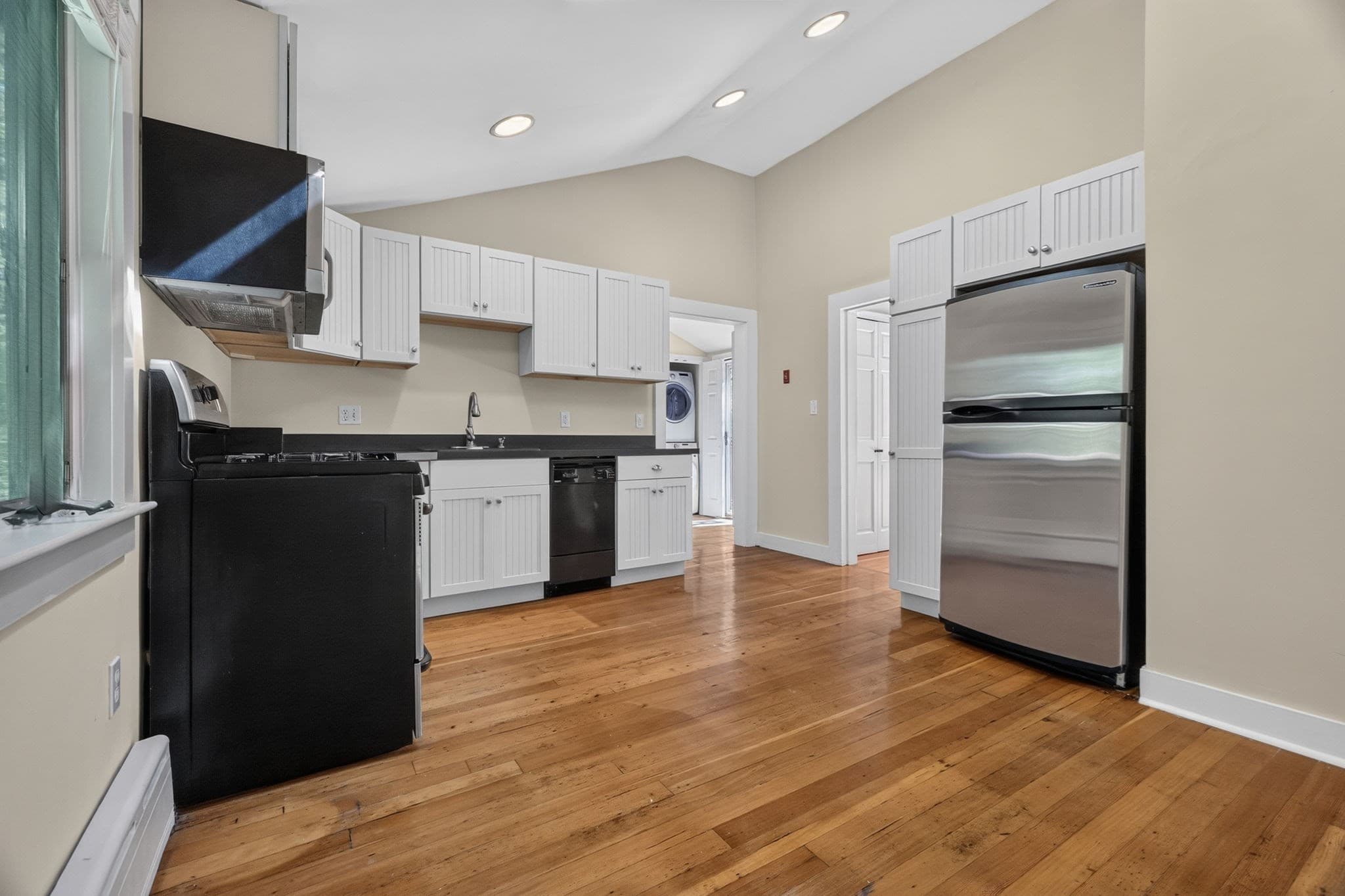 Single Family Residence at 10 Hayward St, Randolph MA 02368, Randolph, photo 8 of 35