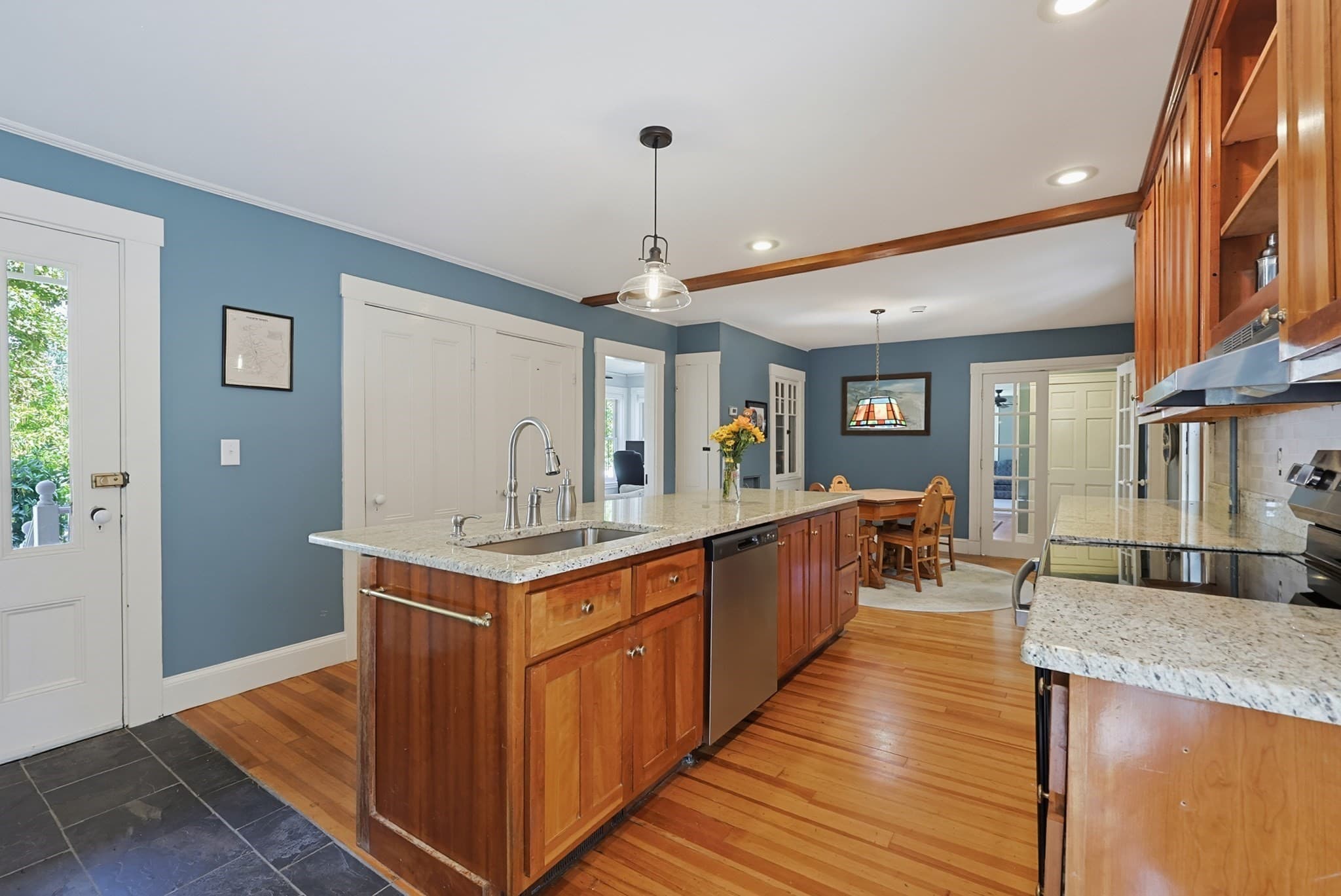 Single Family Residence at 40 Lydon, Norwood MA 02062, Norwood, photo 5 of 42