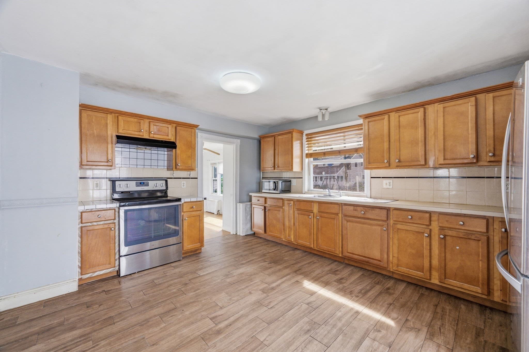 Single Family Residence at 27 Houston Pl, Lynn MA 01905, Lynn, photo 12 of 39
