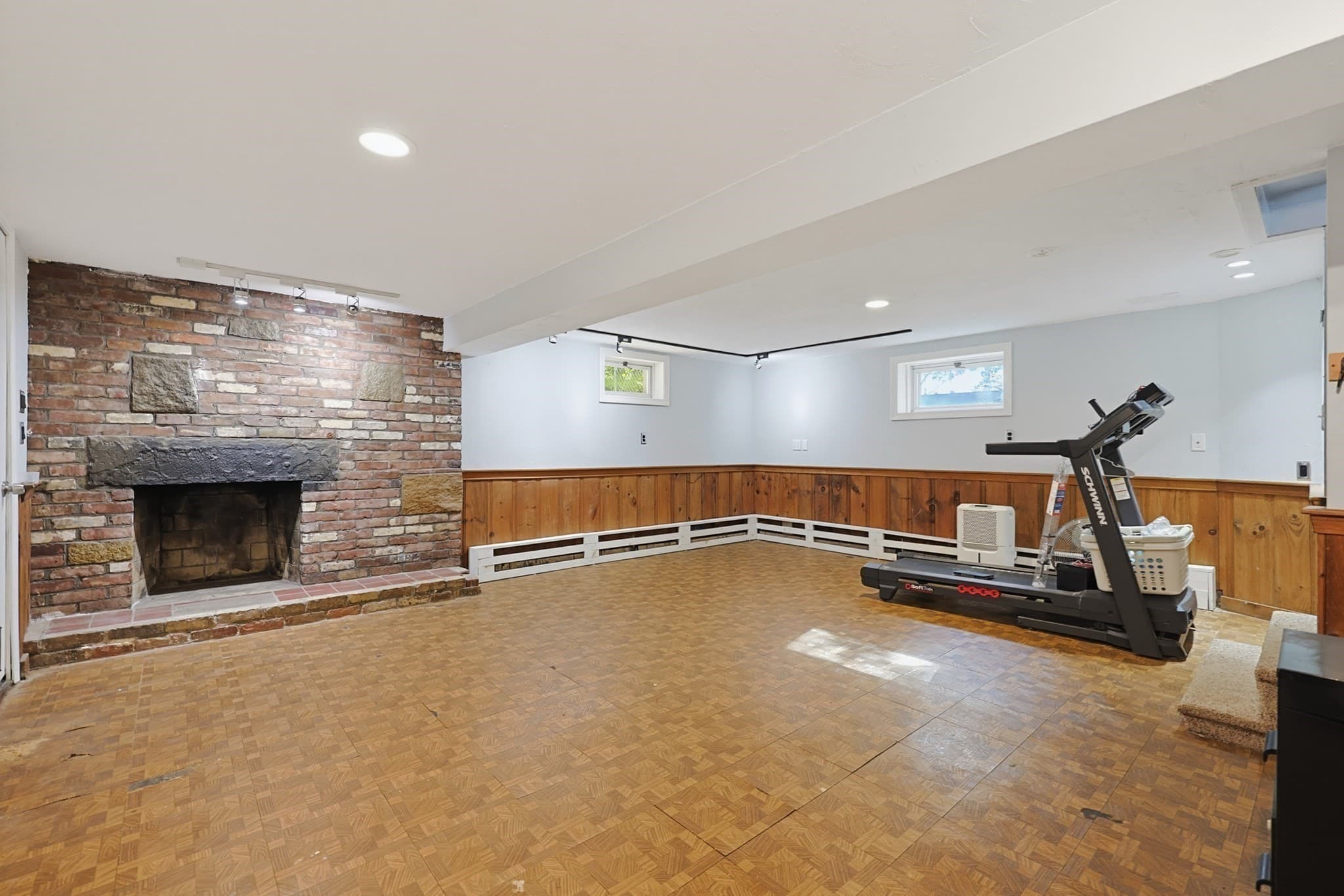 Single Family Residence at 122 Westview Dr, Norwood MA 02062, Norwood, photo 20 of 33