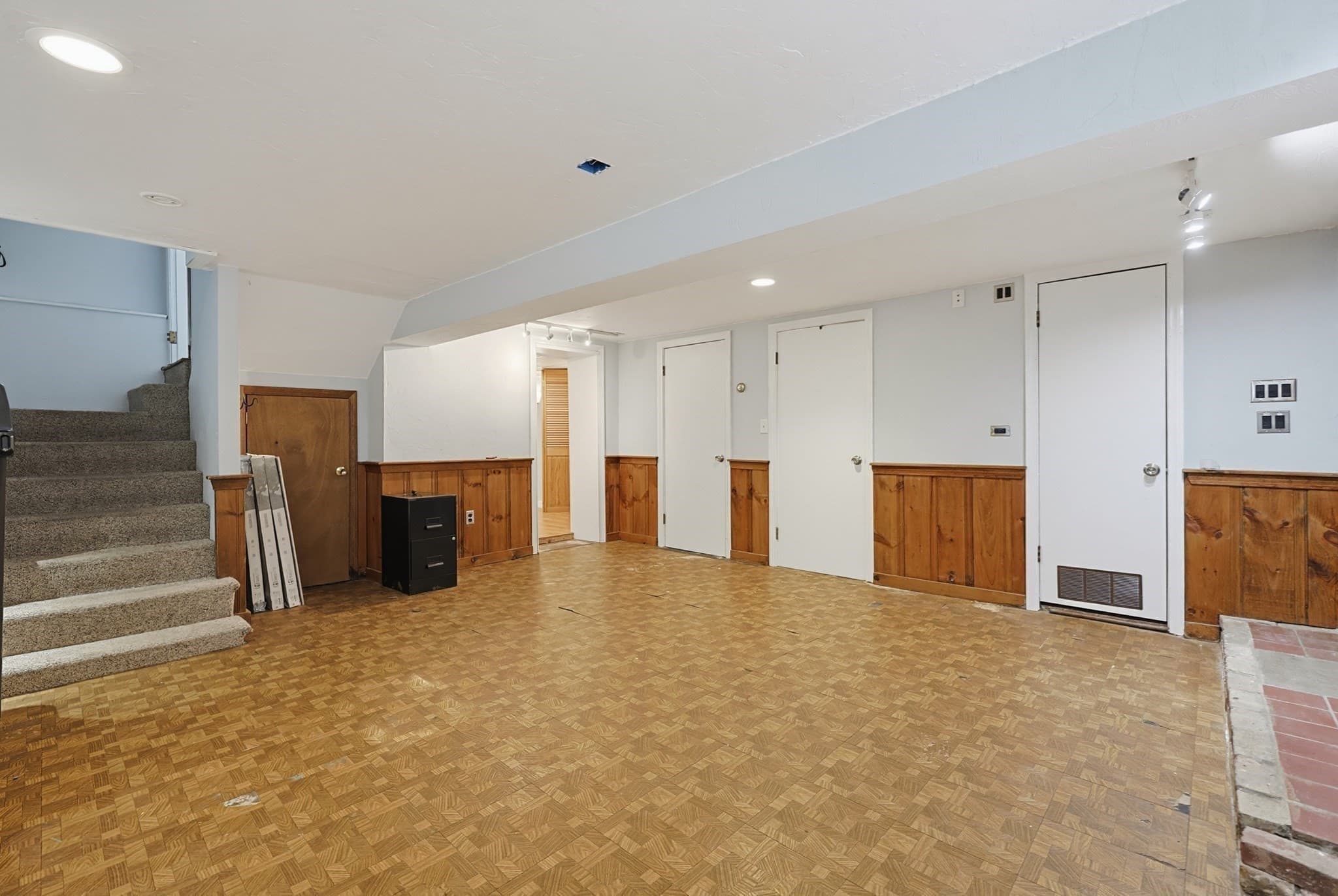 Single Family Residence at 122 Westview Dr, Norwood MA 02062, Norwood, photo 21 of 33