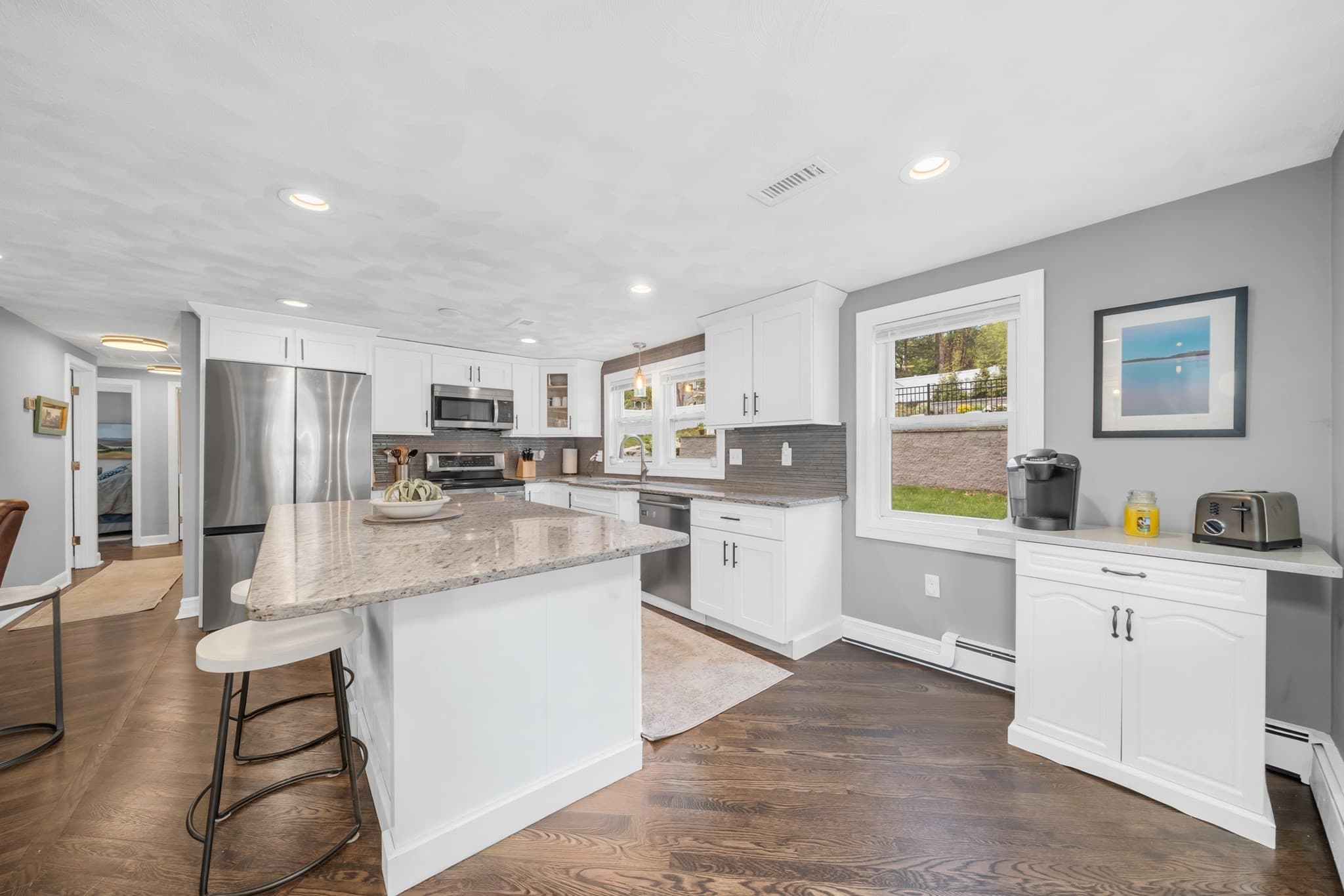 Single Family Residence at 400 Andover St, Wilmington MA 01887, Wilmington, photo 5 of 29