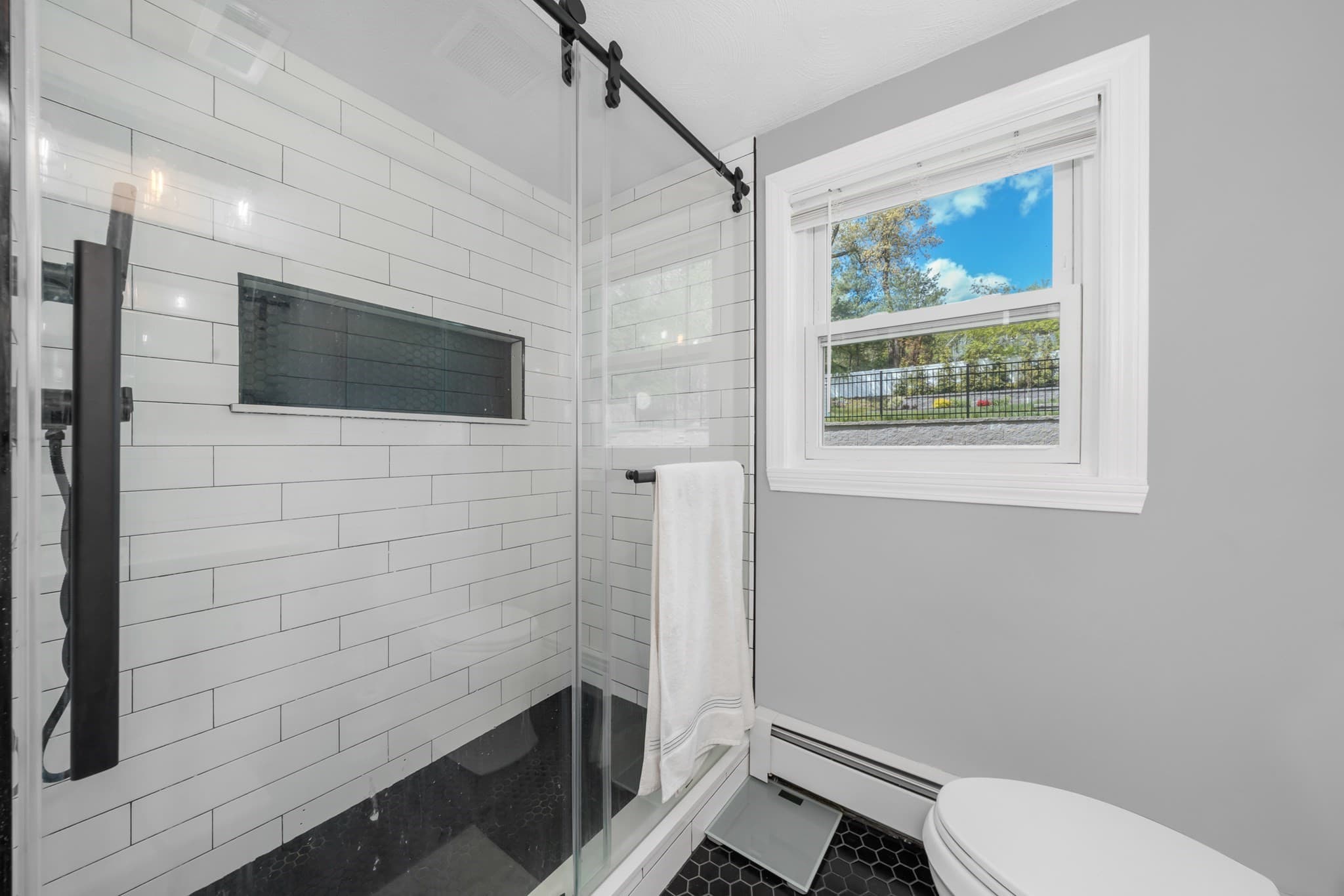 Single Family Residence at 400 Andover St, Wilmington MA 01887, Wilmington, photo 15 of 29