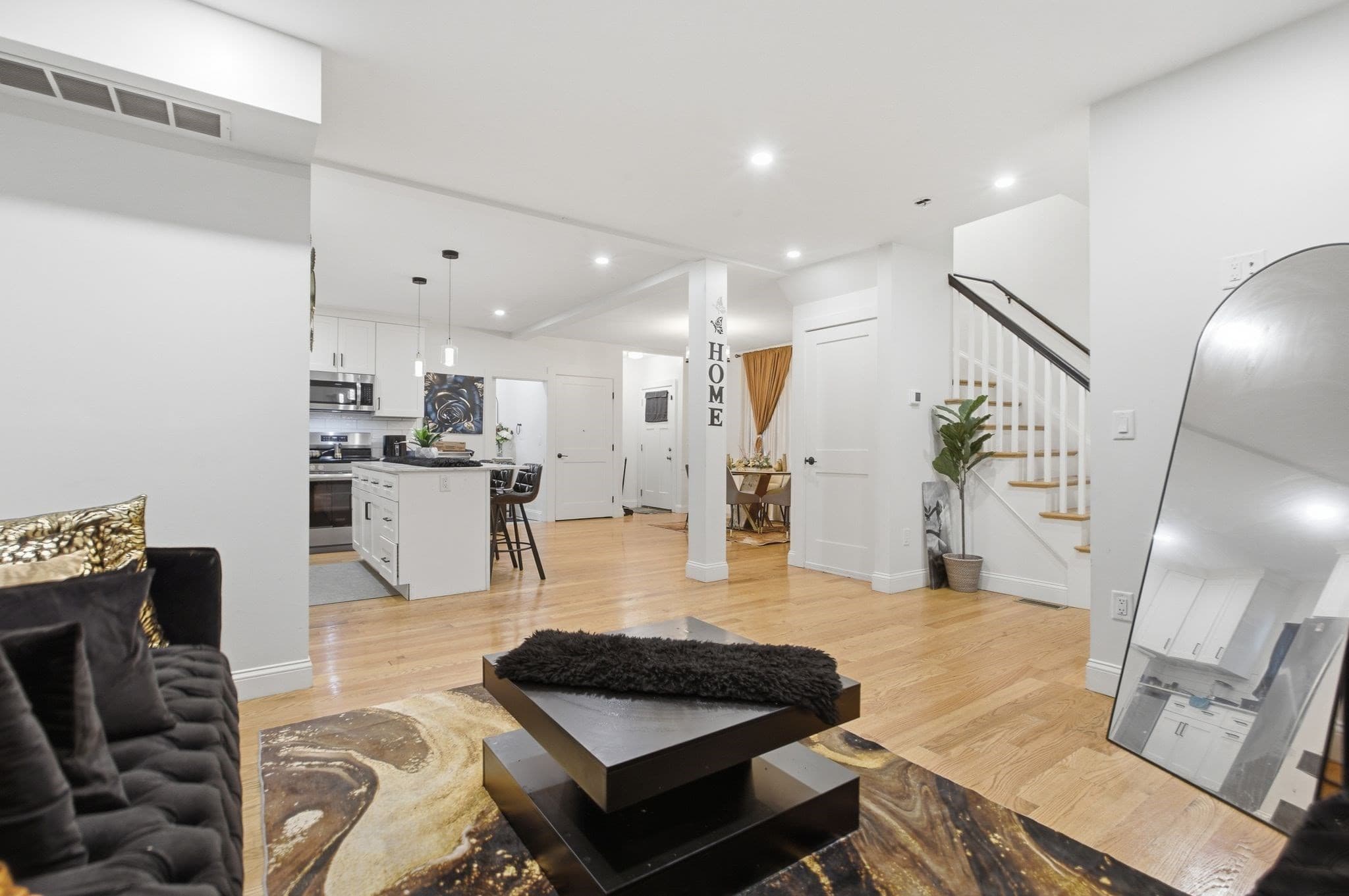 Single Family Residence at 3 Oakhurst St, Boston MA 02124, Boston, photo 12 of 40