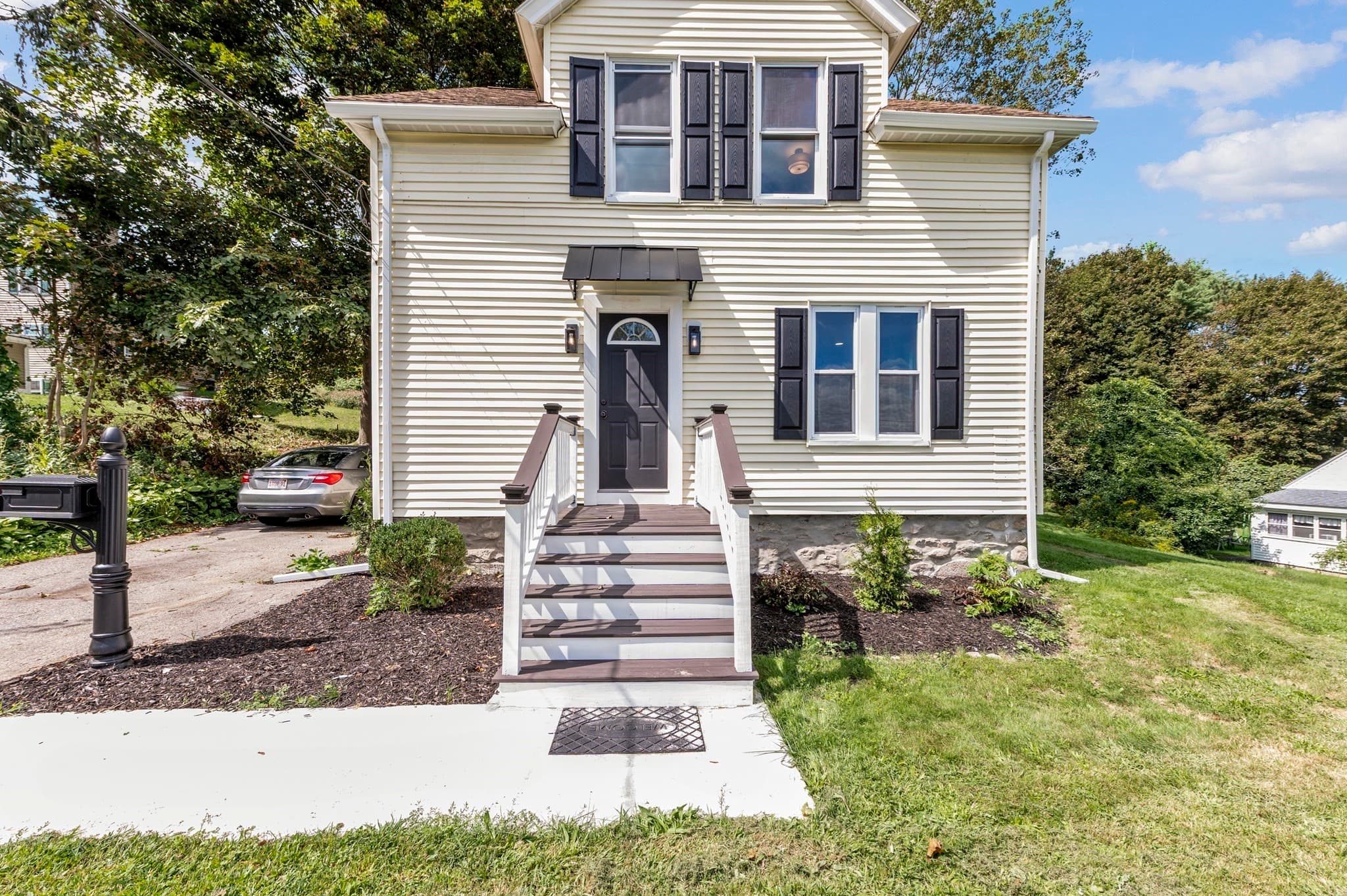 36 Central St, Auburn MA 01501