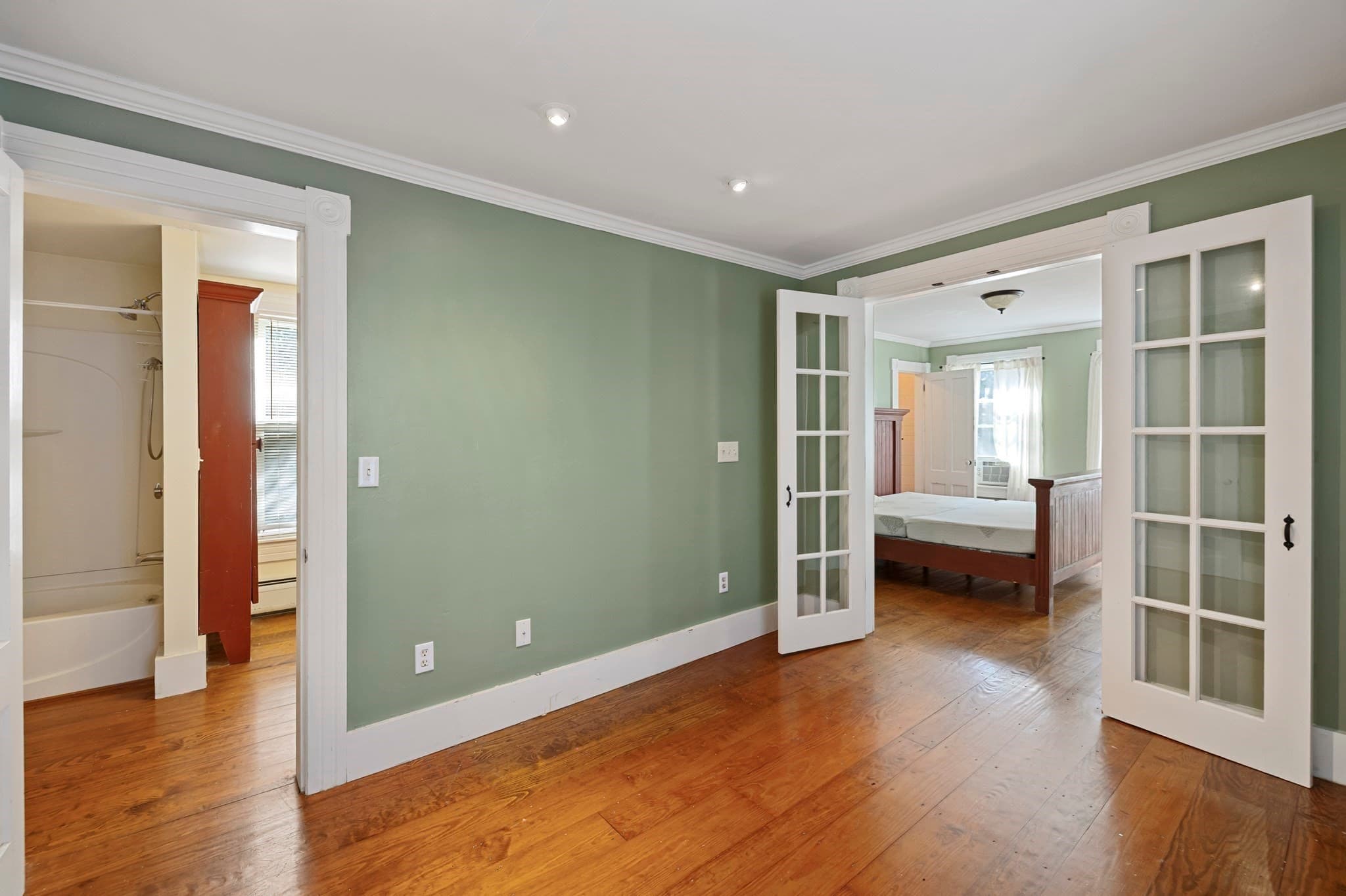Single Family Residence at 10 Spring St, North Brookfield MA 01535, North Brookfield, photo 24 of 42